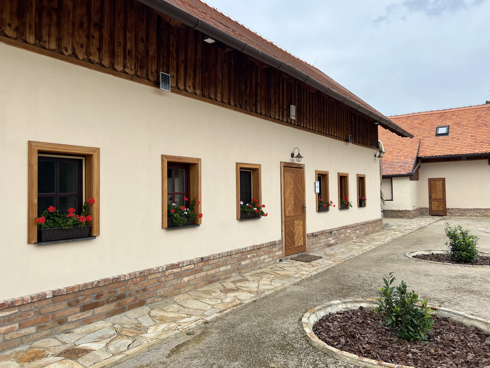 Příjemný pobyt nedaleko Valtic a Lednice se snídaní a privátním wellness