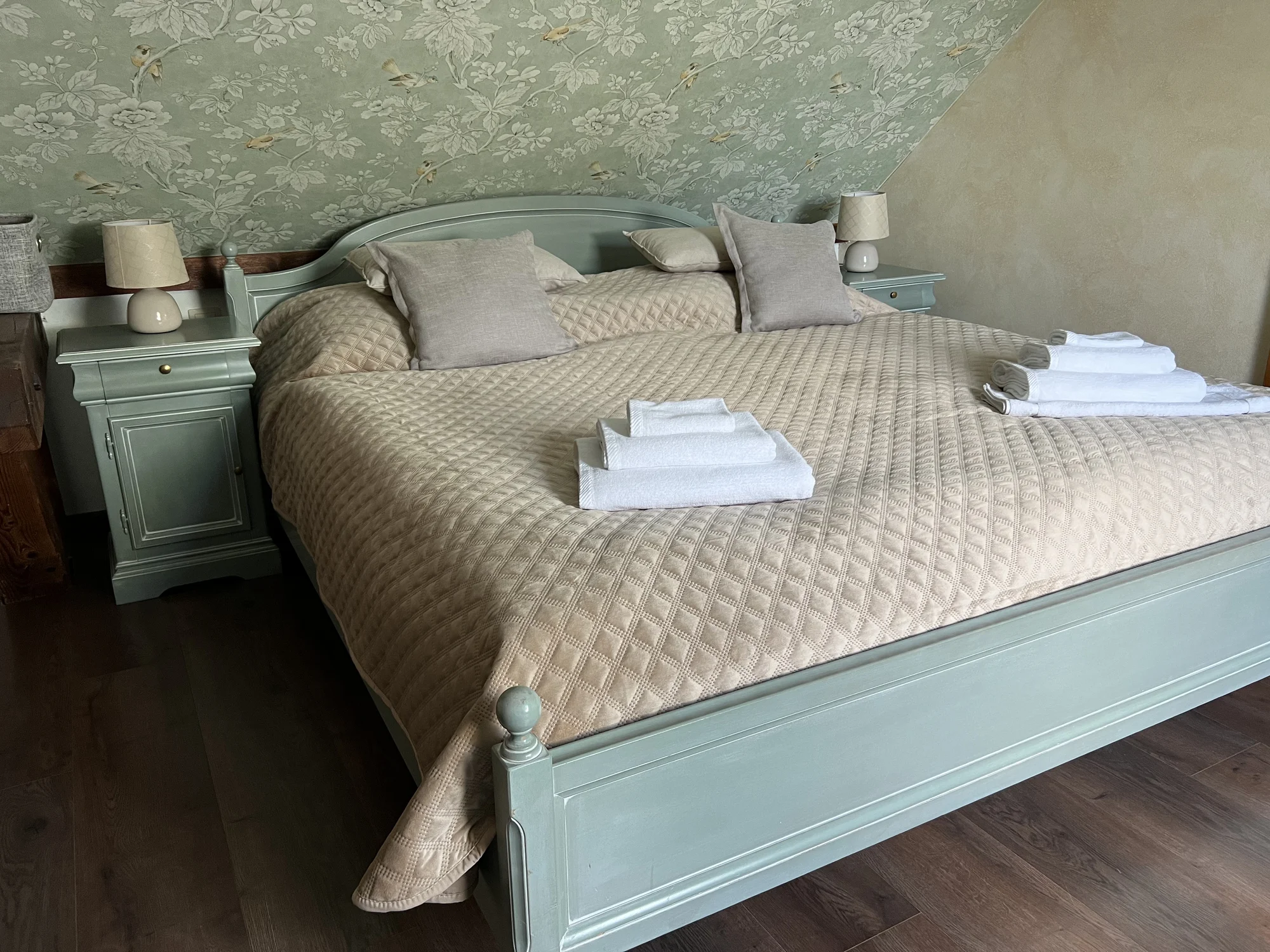 Příjemný pobyt nedaleko Valtic a Lednice se snídaní a privátním wellness