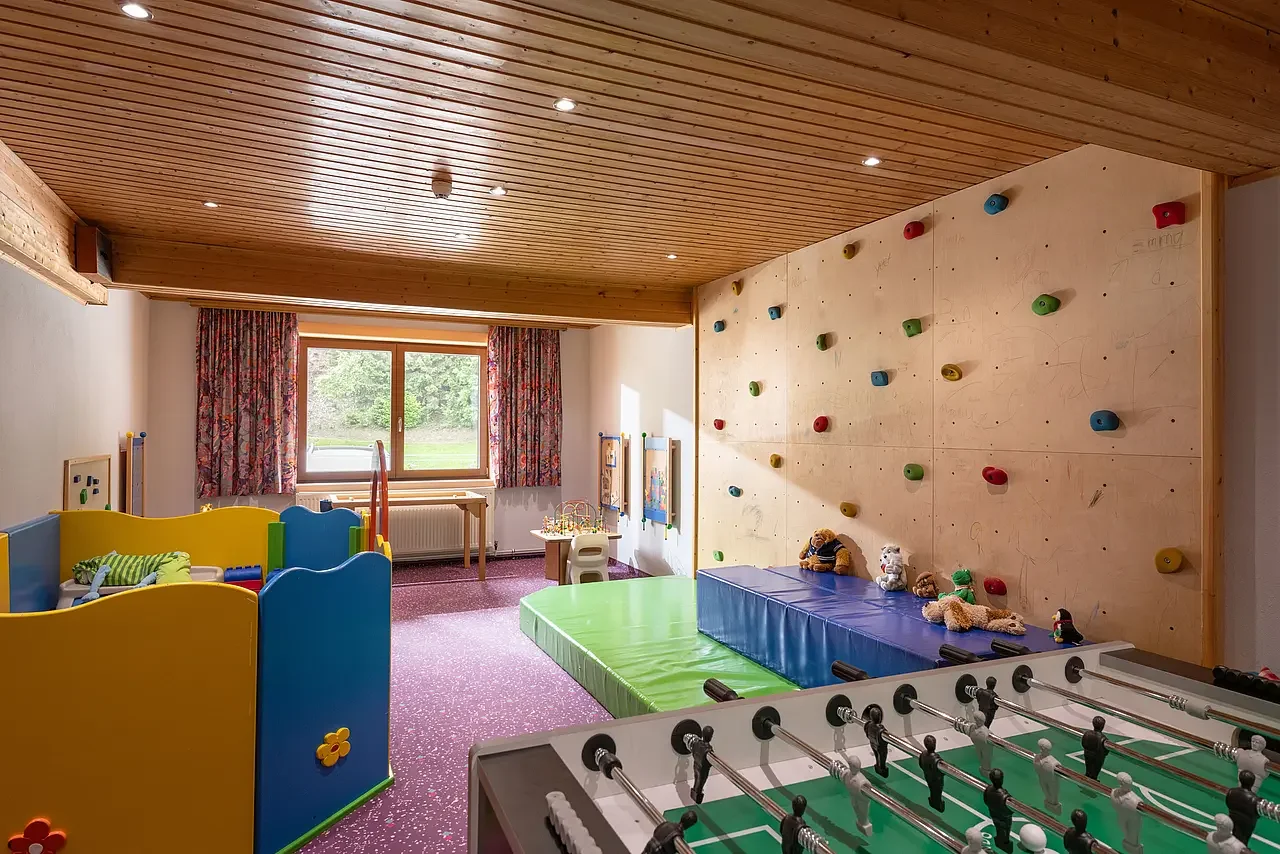 Dovolená v Zillertalu: hotel u lanovky, polopenze a neomezený wellness s výhledem