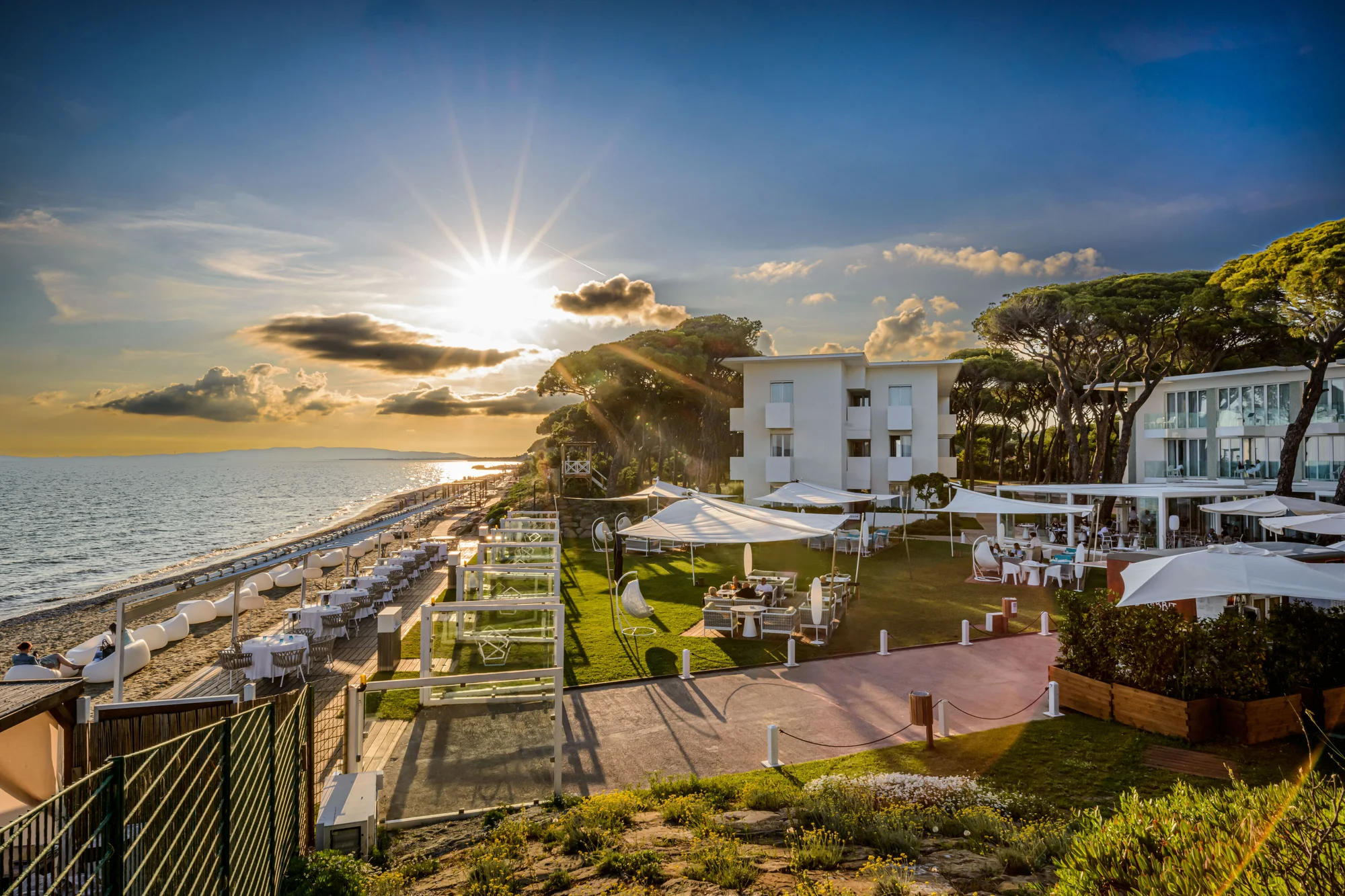 Luxusní dovolená v Toskánsku: 5* hotel přímo u pláže, snídaně nebo polopenze, animace