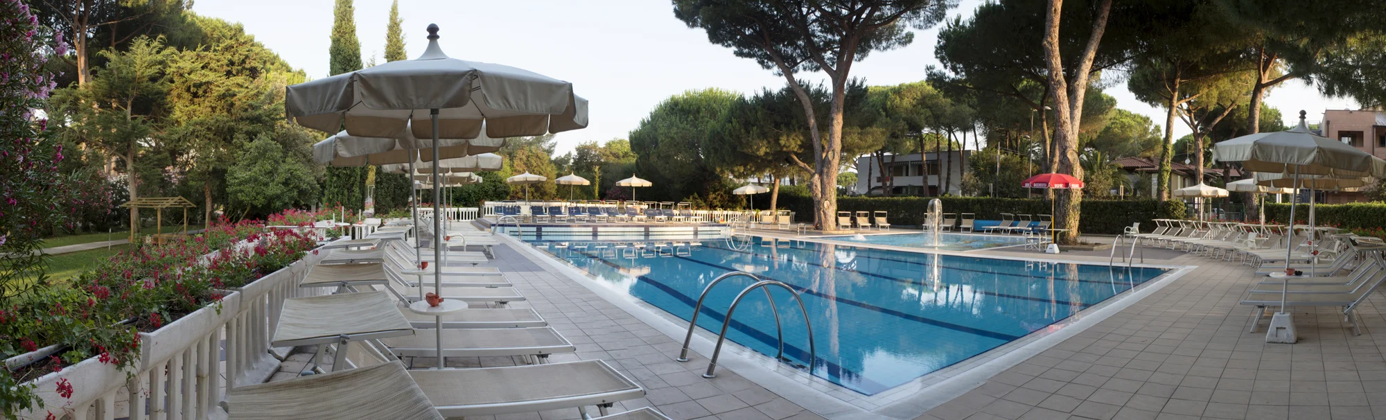 4* pobyt v Toskánsku: snídaně či polopenze, hotel 100 m od písečné pláže a v létě dětský miniclub