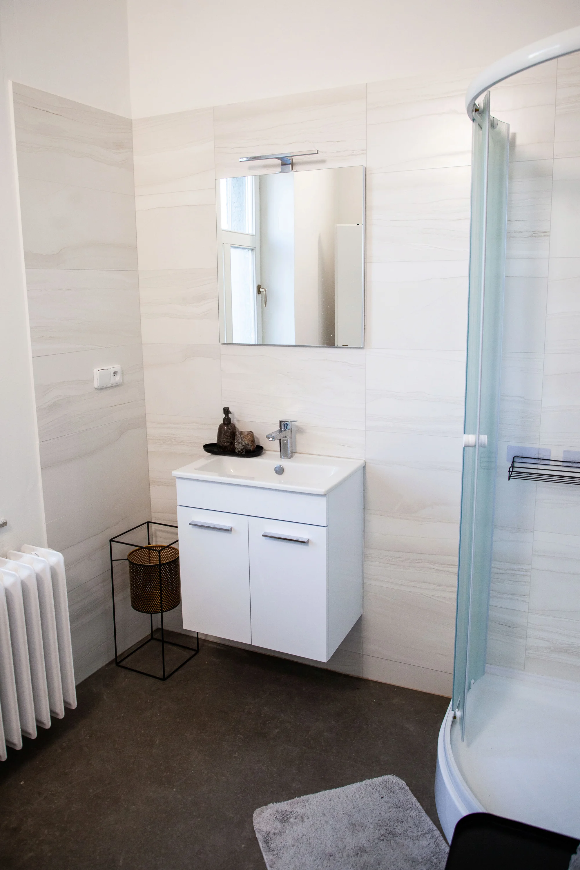 Moderní apartmán s kuchyňkou v centru Vsetína po pár i skupinu až 4 osob