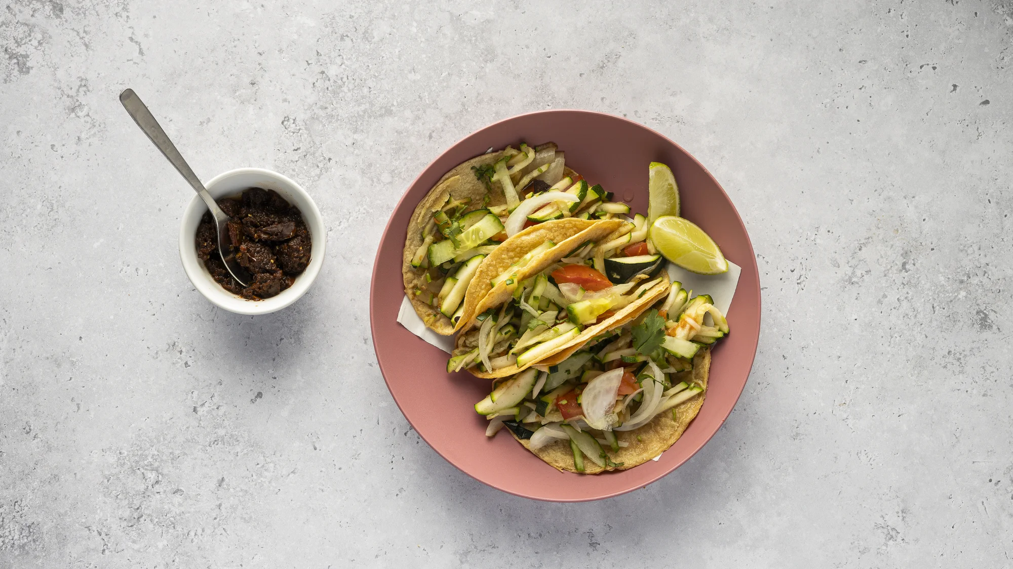 4chodové mexické menu pro 2 osoby: předkrm, polévka, tacos, dezert a mexické pivo nebo limonáda