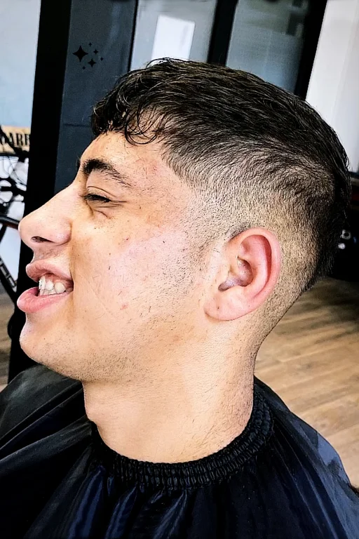 Barber Hustopeče: střih pro chlapce i nový účes vč. vousů pro pány
