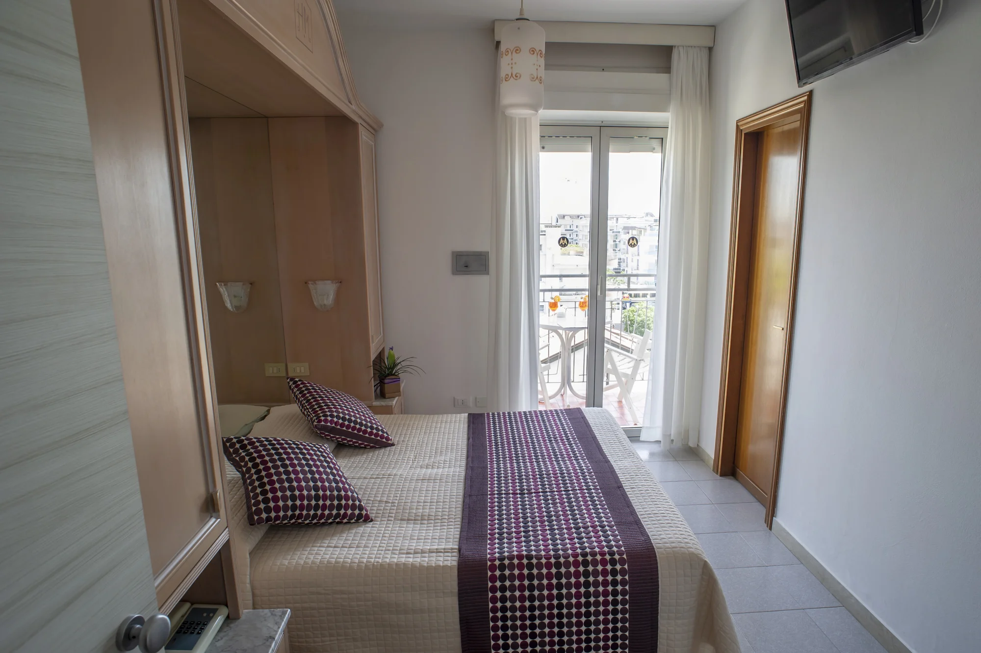 Italské Jesolo: hotel přímo u pláže, pokoj s balkónem a snídaně nebo polopenze