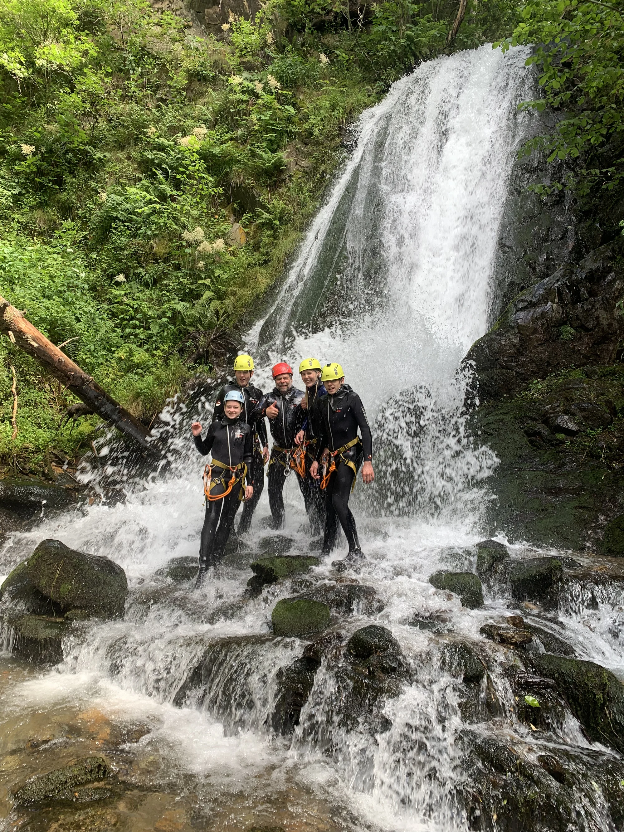 Adrenalin v Lienzských Dolomitech: víkendový rafting a canyoning