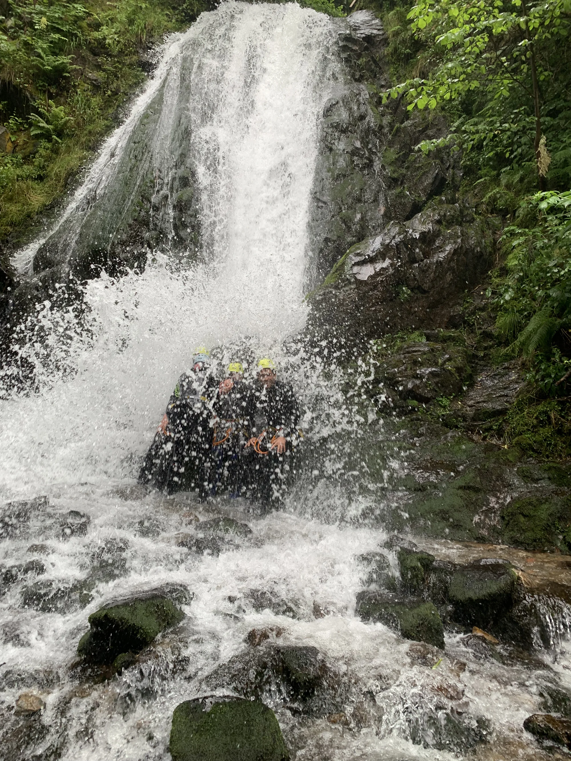 Adrenalin v Lienzských Dolomitech: víkendový rafting a canyoning