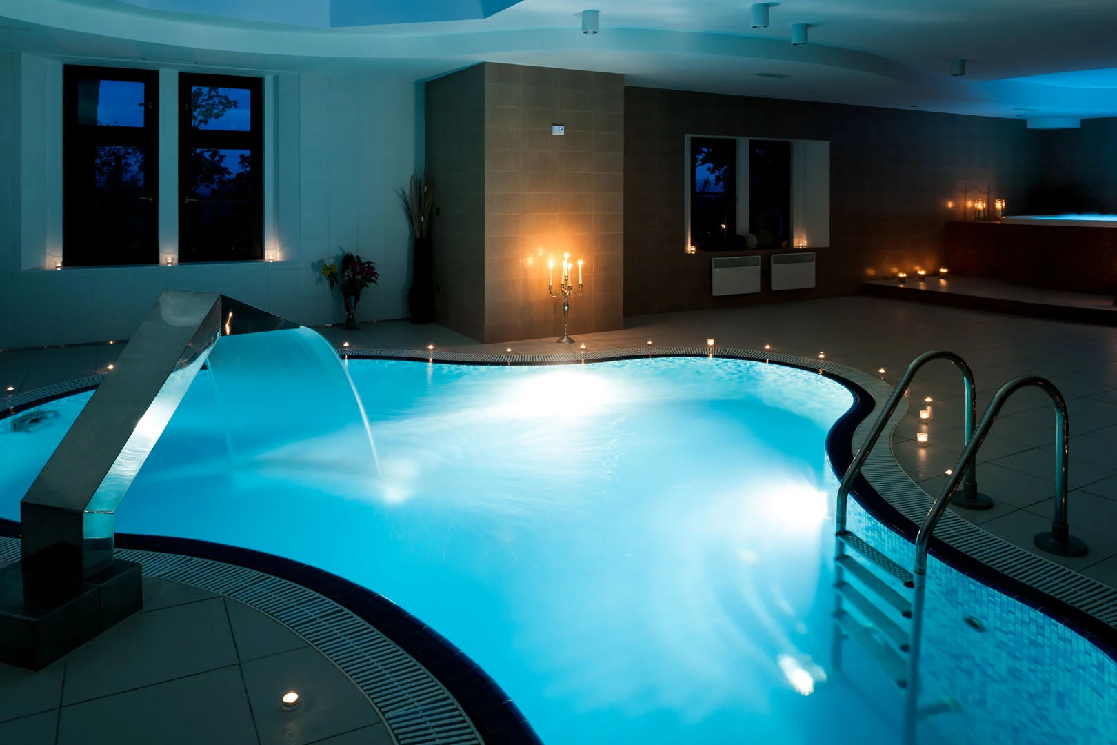 Romantika v Hluboké nad Vltavou: 4* zámecký hotel, luxusní wellness i jídlo