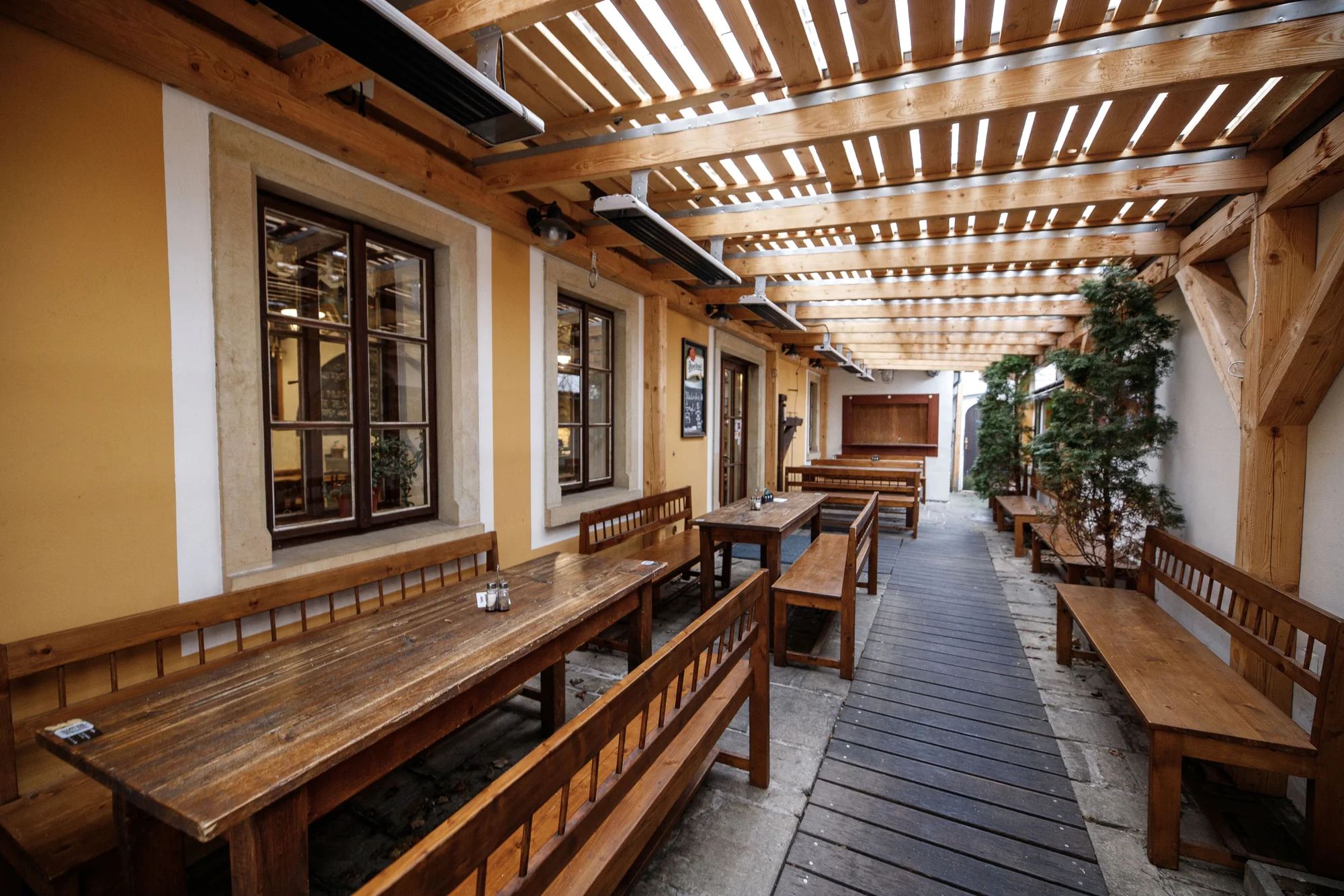 Pobyt v srdci Mělníka až pro 6 osob: snídaně i sleva do restaurace