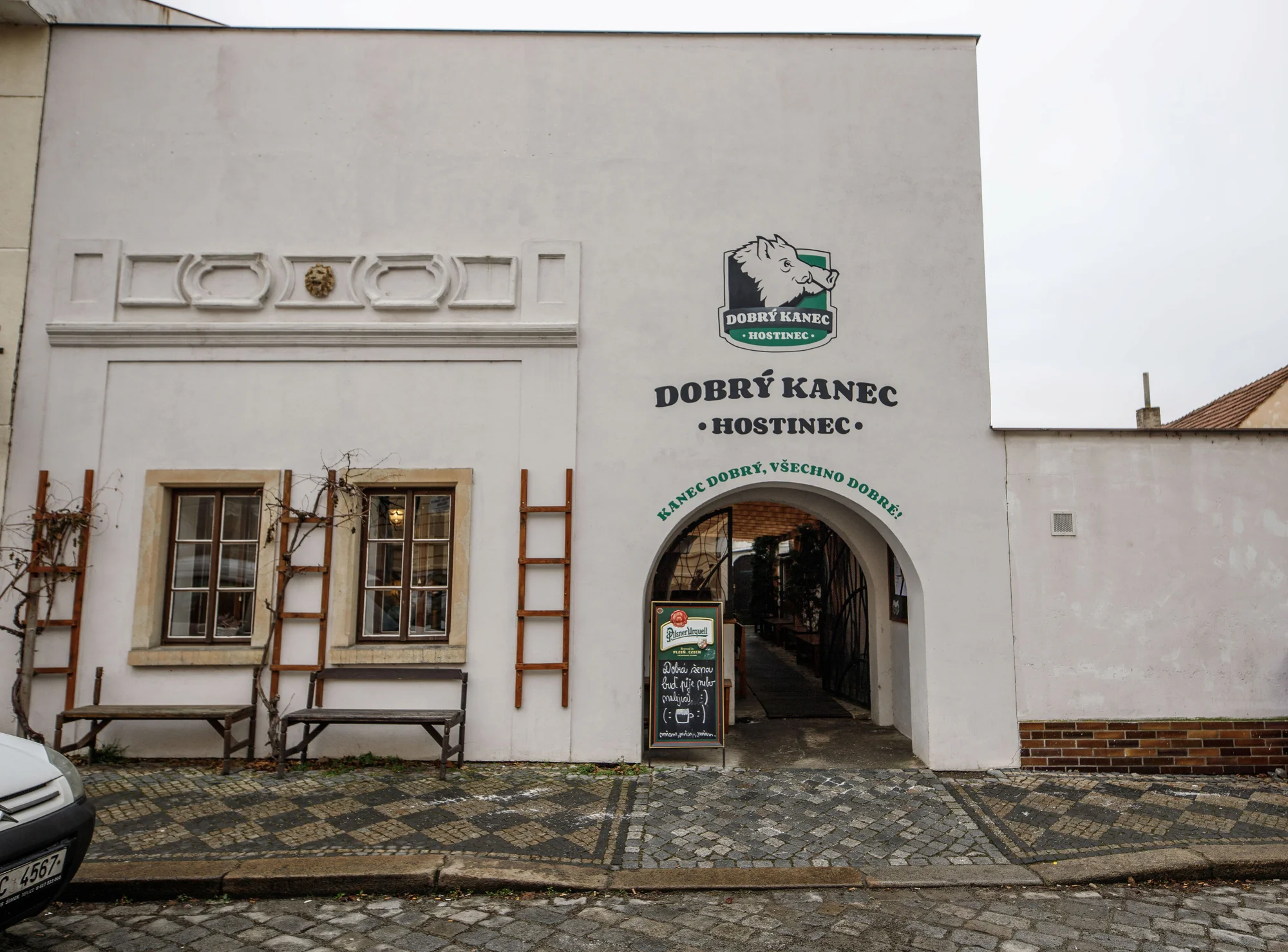 Pobyt v srdci Mělníka až pro 6 osob: snídaně i sleva do restaurace