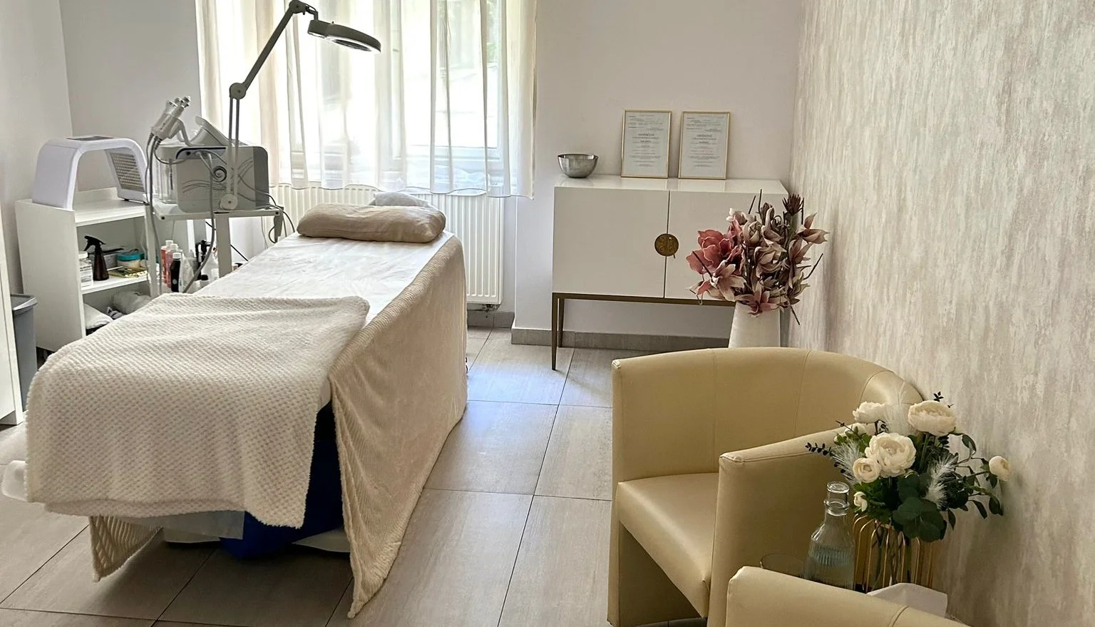 Kosmetické ošetření podle výběru pro dámy i pány: proti akné i anti-age