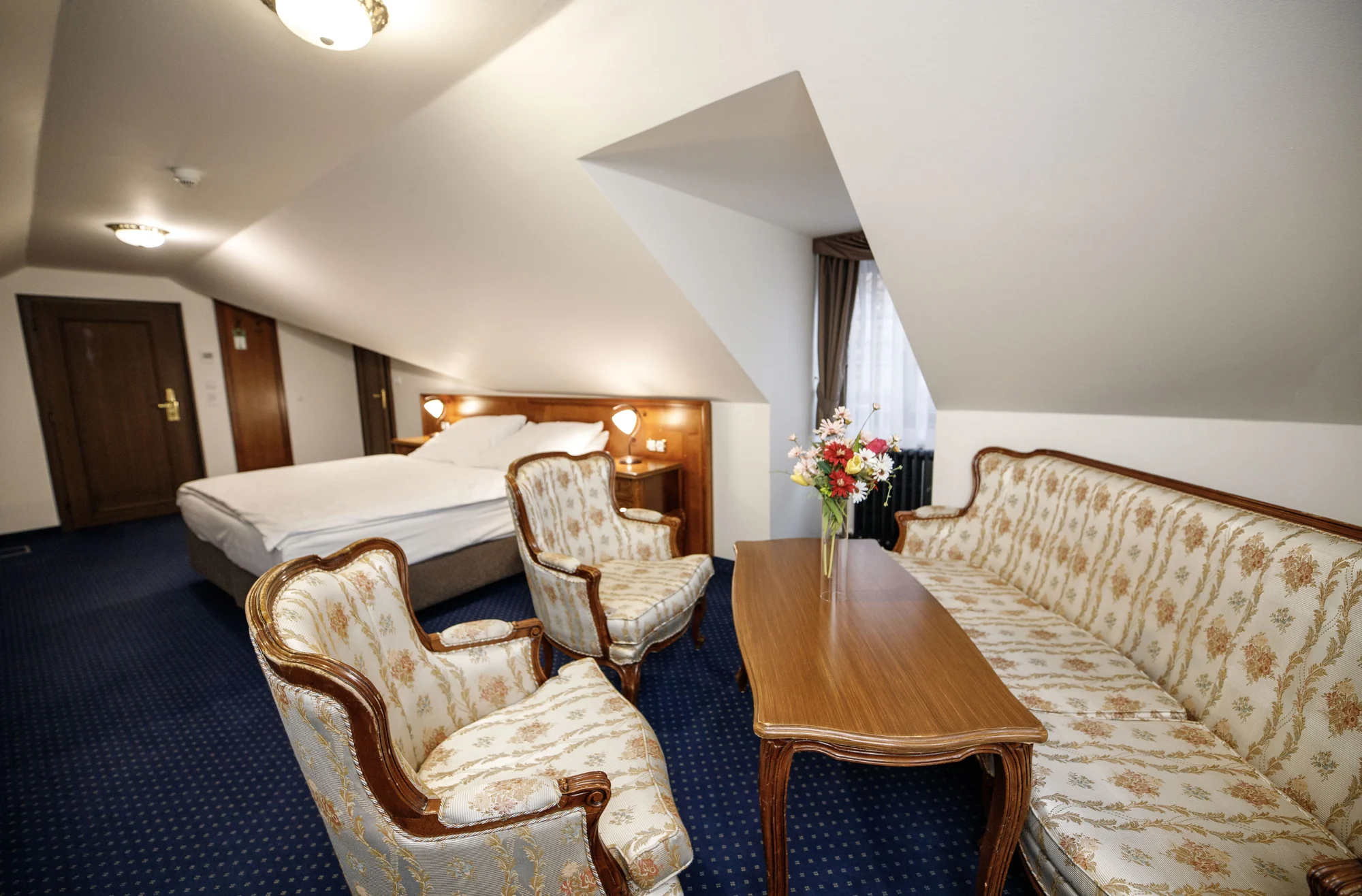 Romantika v Hluboké nad Vltavou: 4* zámecký hotel, luxusní wellness i jídlo