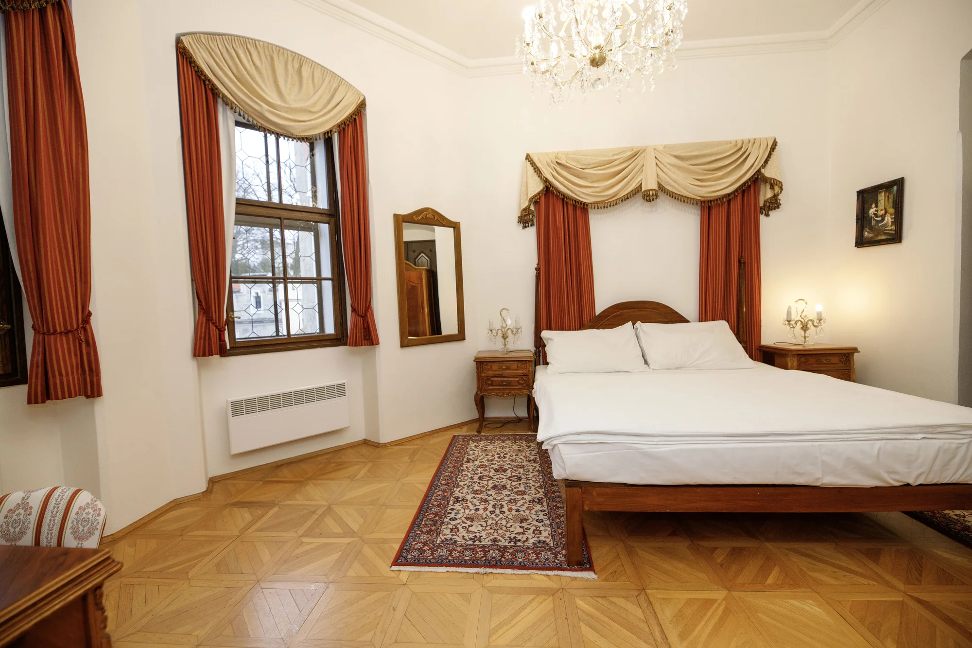 Romantika v Hluboké nad Vltavou: 4* zámecký hotel, luxusní wellness i jídlo