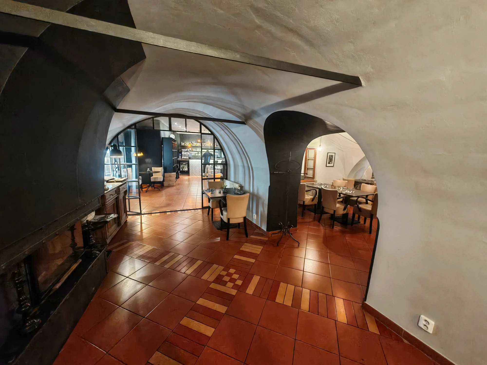 Pobyt v srdci Mikulova v Boutique hotelu Templ: snídaně, degustační menu s vinným párováním i noc zdarma