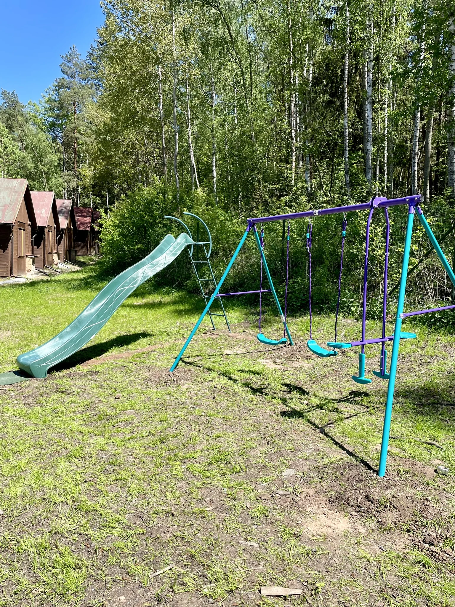 Pobyt v kempové chatce v západních Čechách až pro 4 osoby i se snídaní