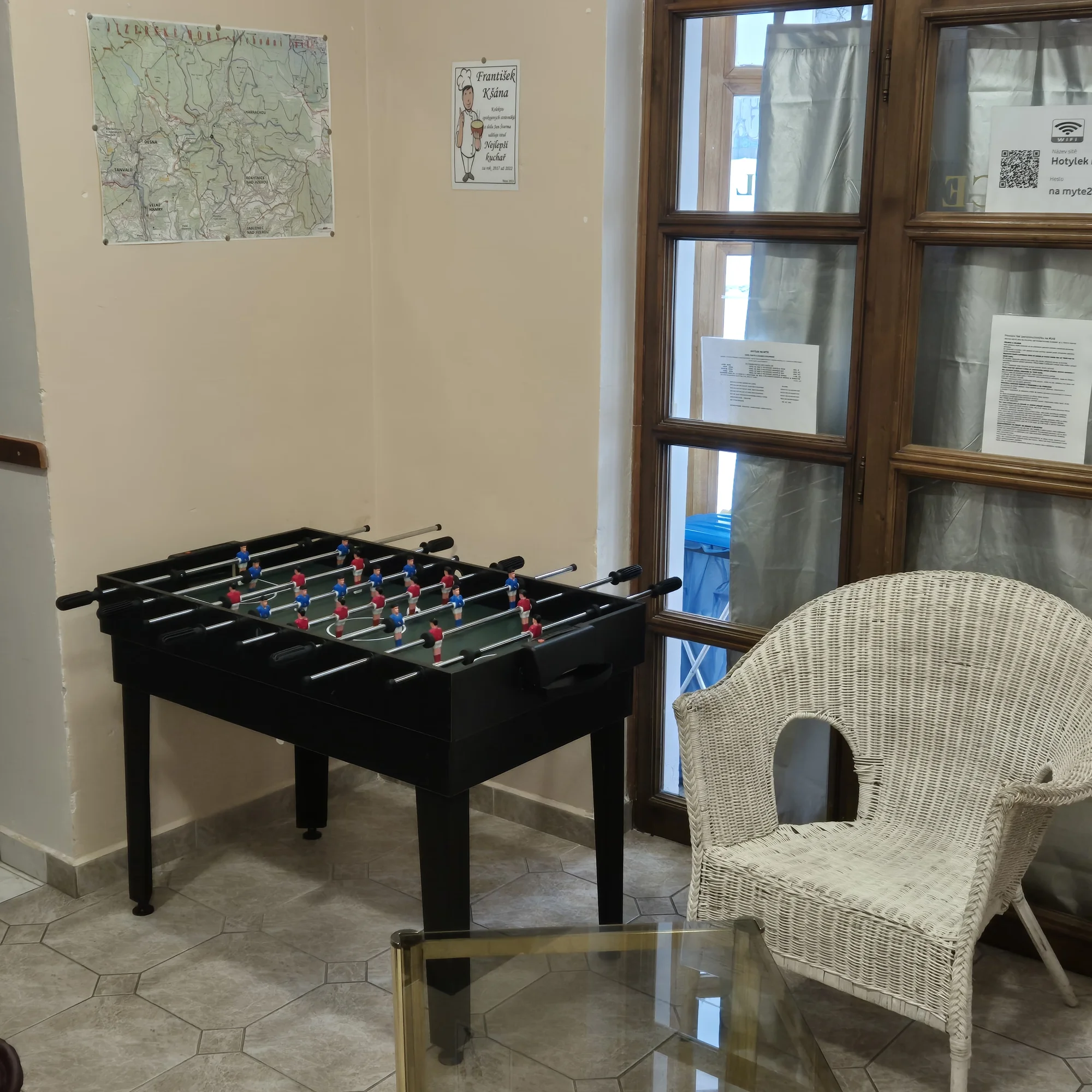 Hurá do hor: pobyt v malebné roubence na okraji Harrachova s bohatou polopenzí formou bufetu
