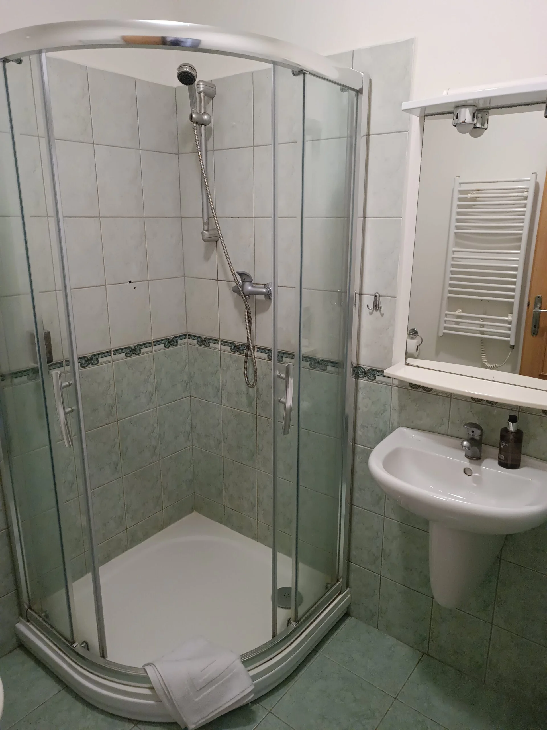 Dovolená v Horní Bečvě se snídaní: hotel blízko přehrady, turistických tras a sjezdovek