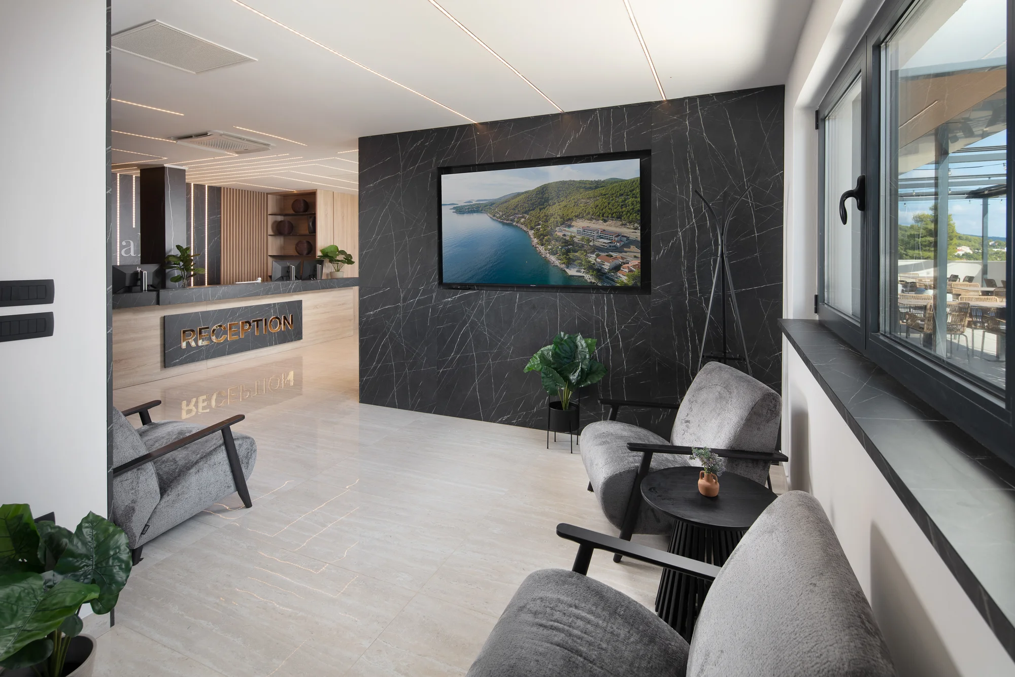 Dovolená na chorvatském ostrově Korčula: nový 4* hotel se snídaní či polopenzí i bazény, až 3 děti zdarma