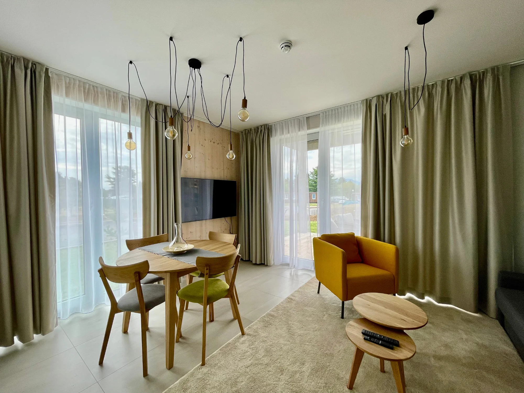 Nové apartmány u Liptovské Mary: neomezeně FUN center, varianty s wellness, v zimě skipas