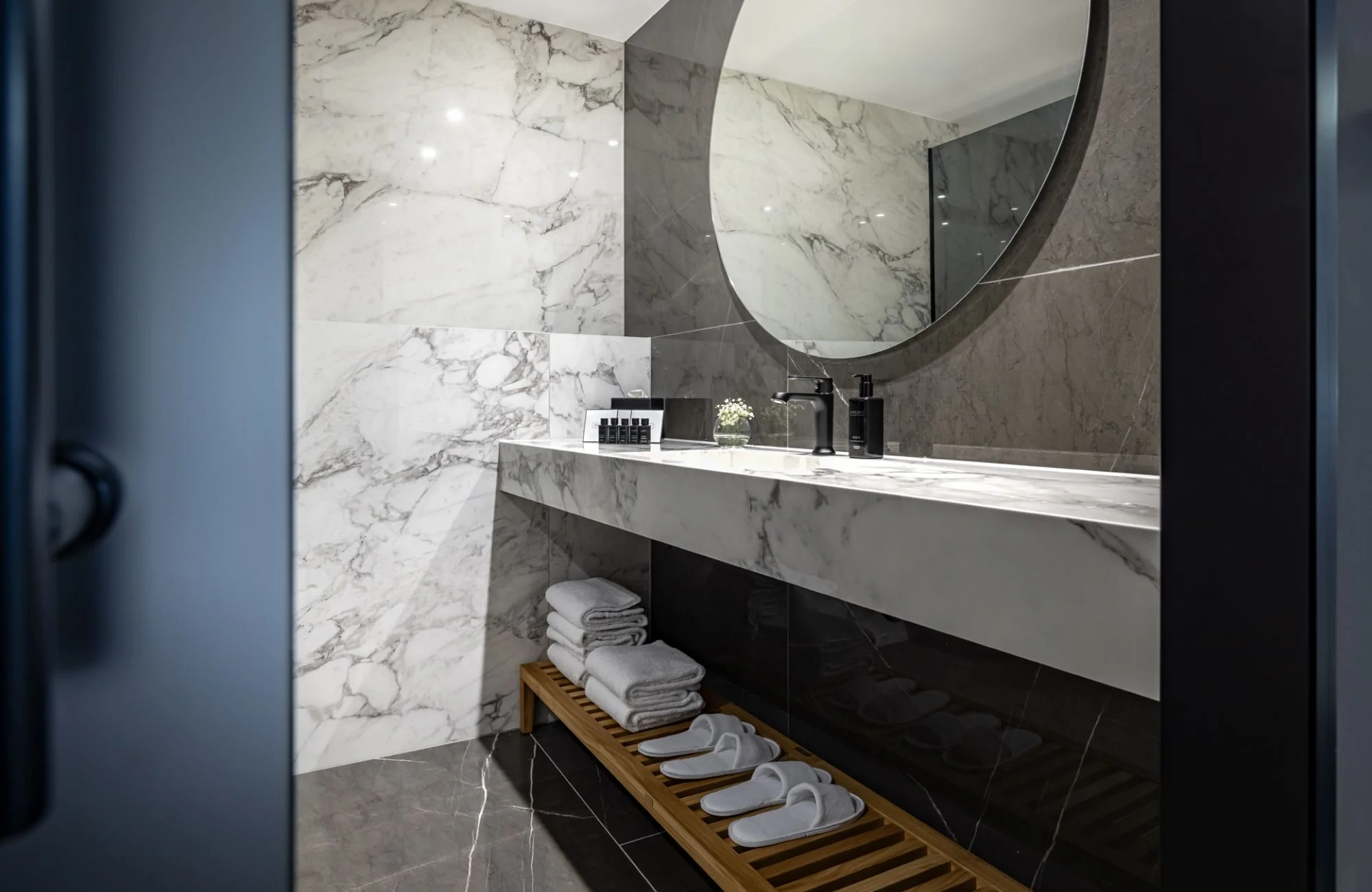 Luxusní dovolená v Chorvatsku: 4* hotel na promenádě Opatija, polopenze, infinity bazén