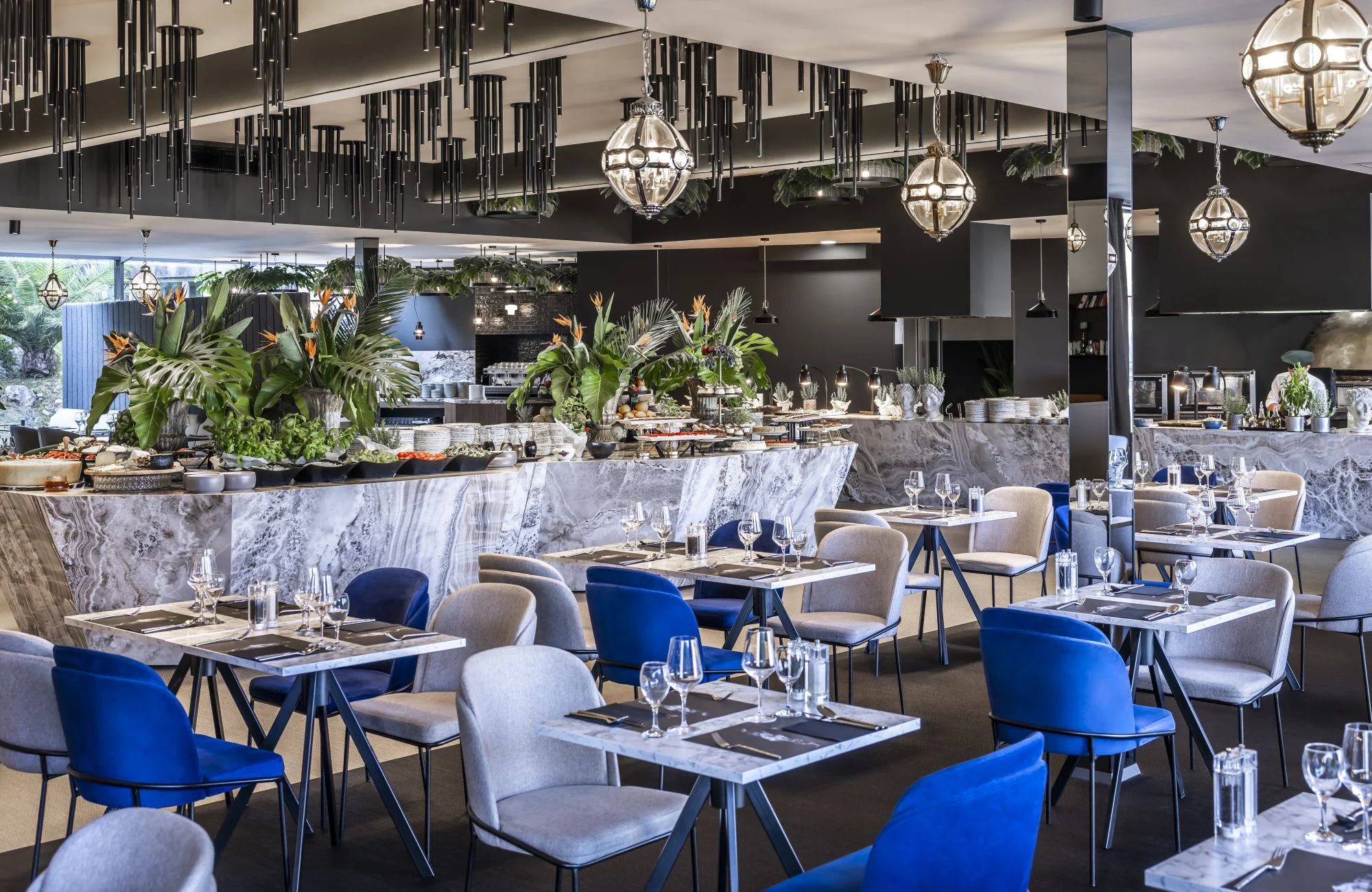 Luxusní dovolená v Chorvatsku: 4* hotel na promenádě Opatija, polopenze, infinity bazén