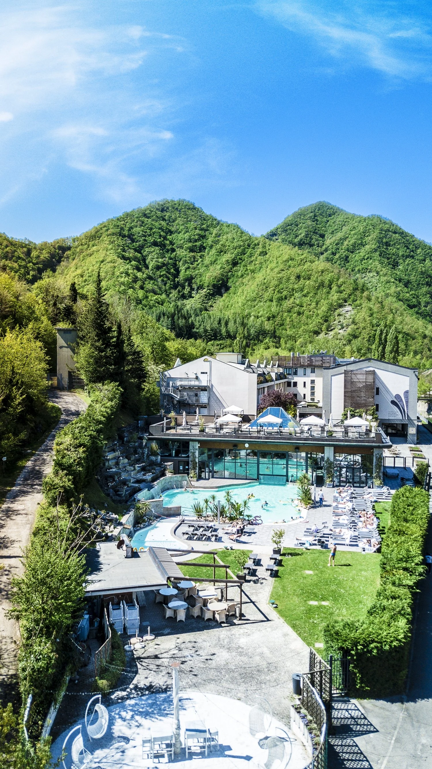 Dokonalý italský relax: 4* resort s plnou penzí, termální bazény i národní park