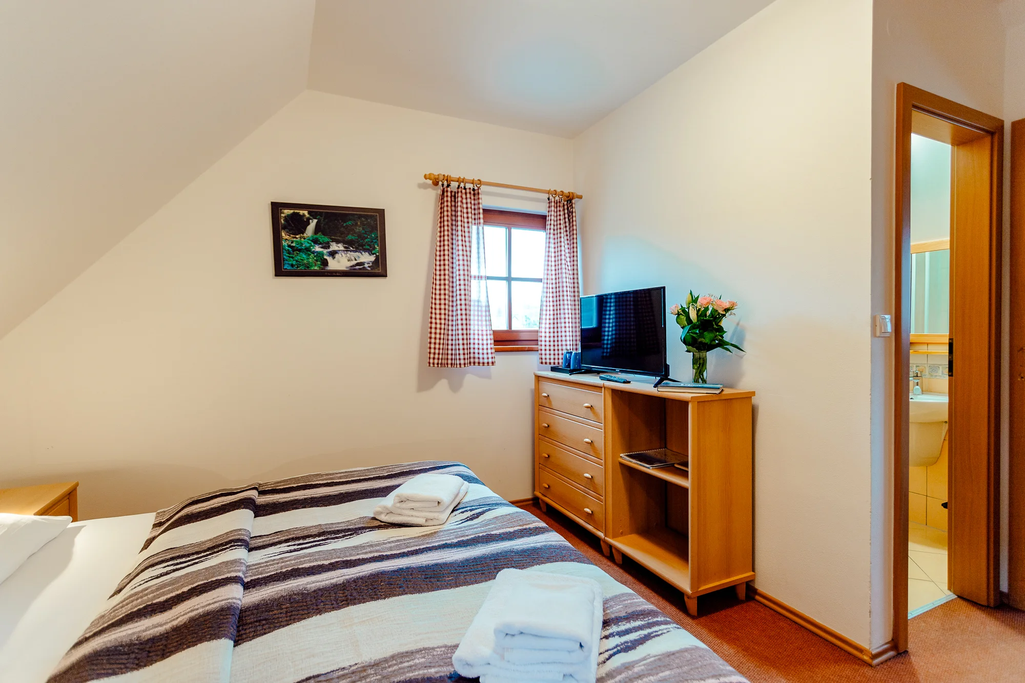 Pobyt s wellness u Nízkých Tater: hotel u Liptovské Mary, snídaně nebo polopenze, sauna i vířivka