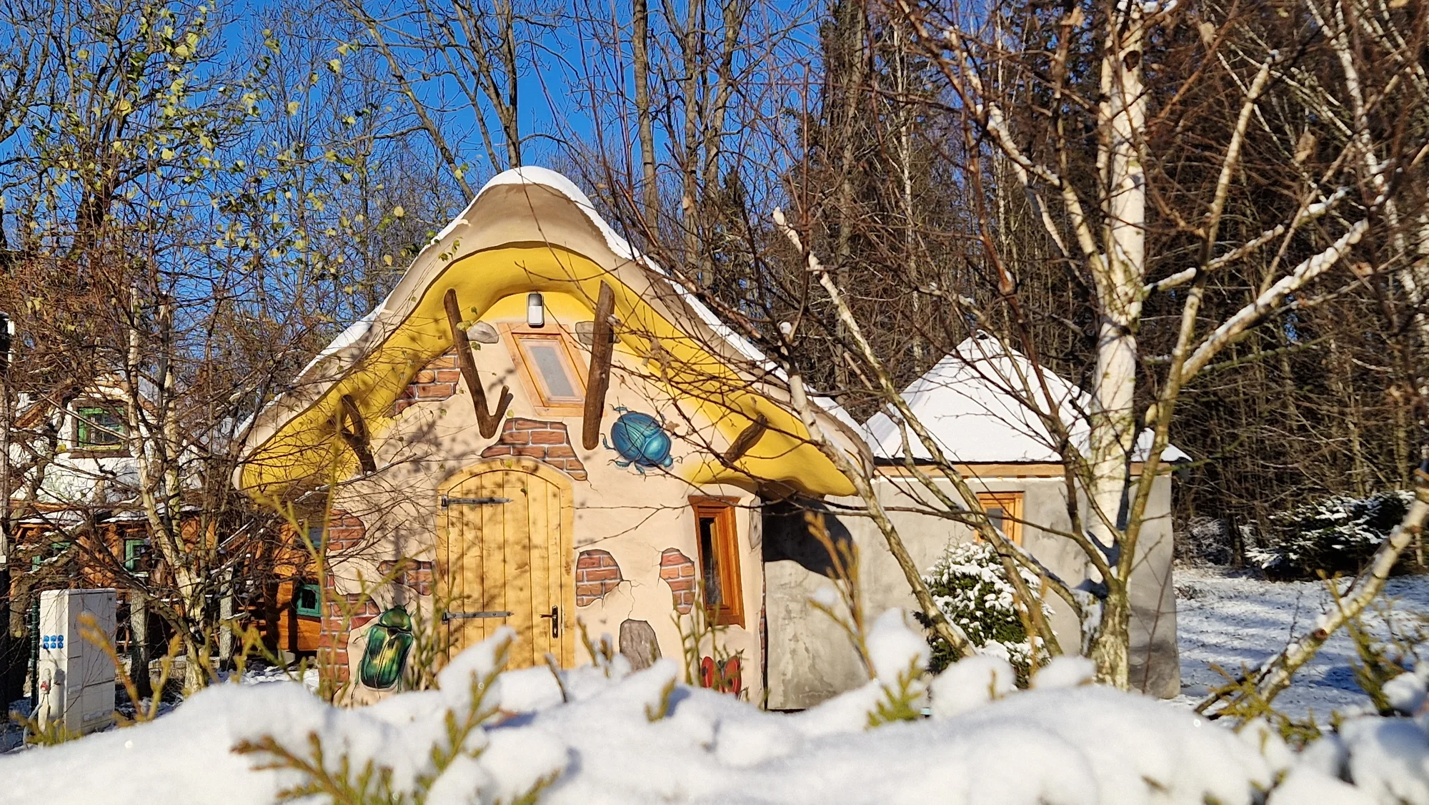 Chaloupky v Pekle Čertovina: polopenze, animační program, dětská herna a sleva na vstup do Pohádkové vesničky