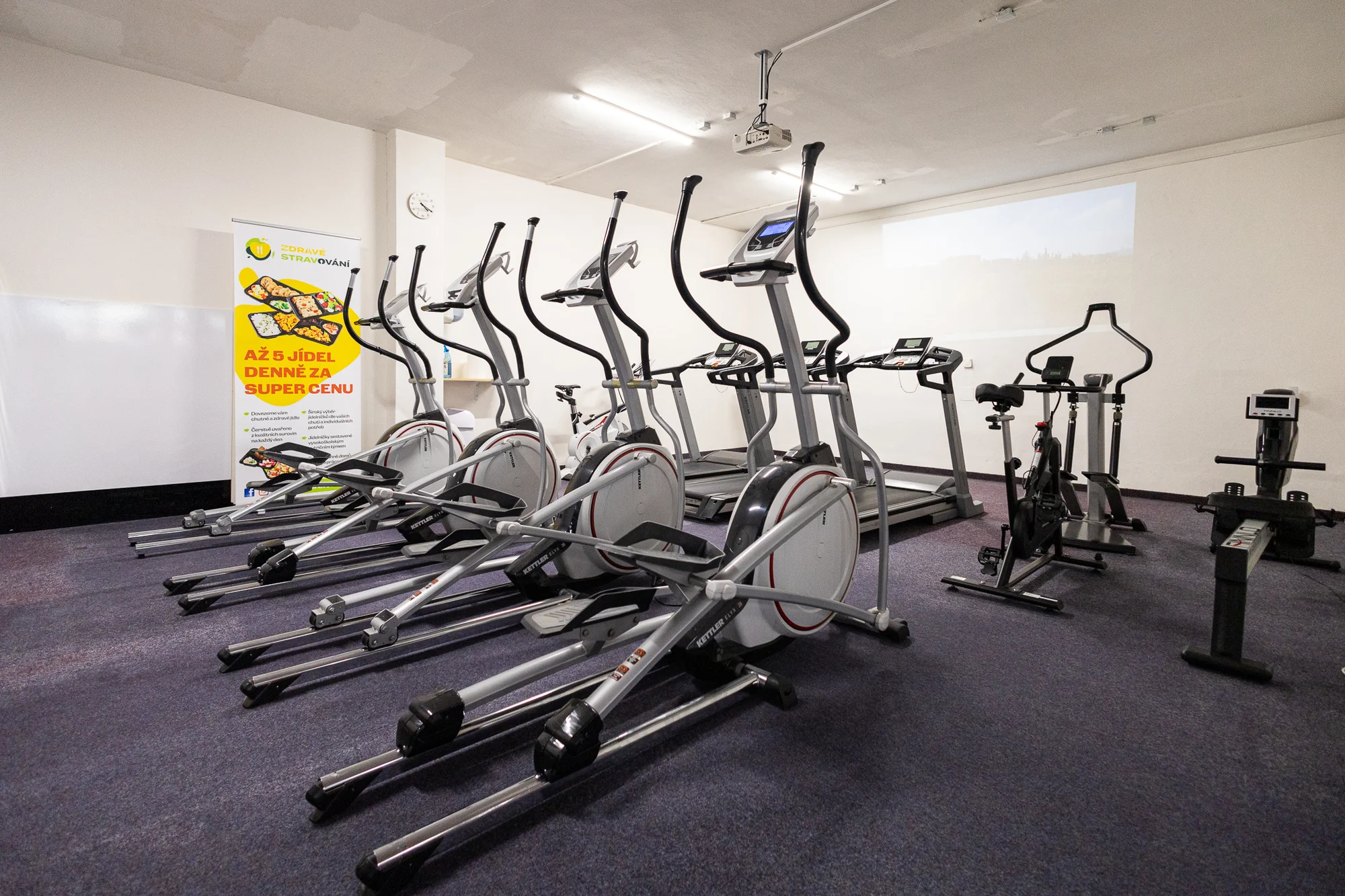 Dámské fitness Jako proutek: vstupy, permanentka i skupinová lekce