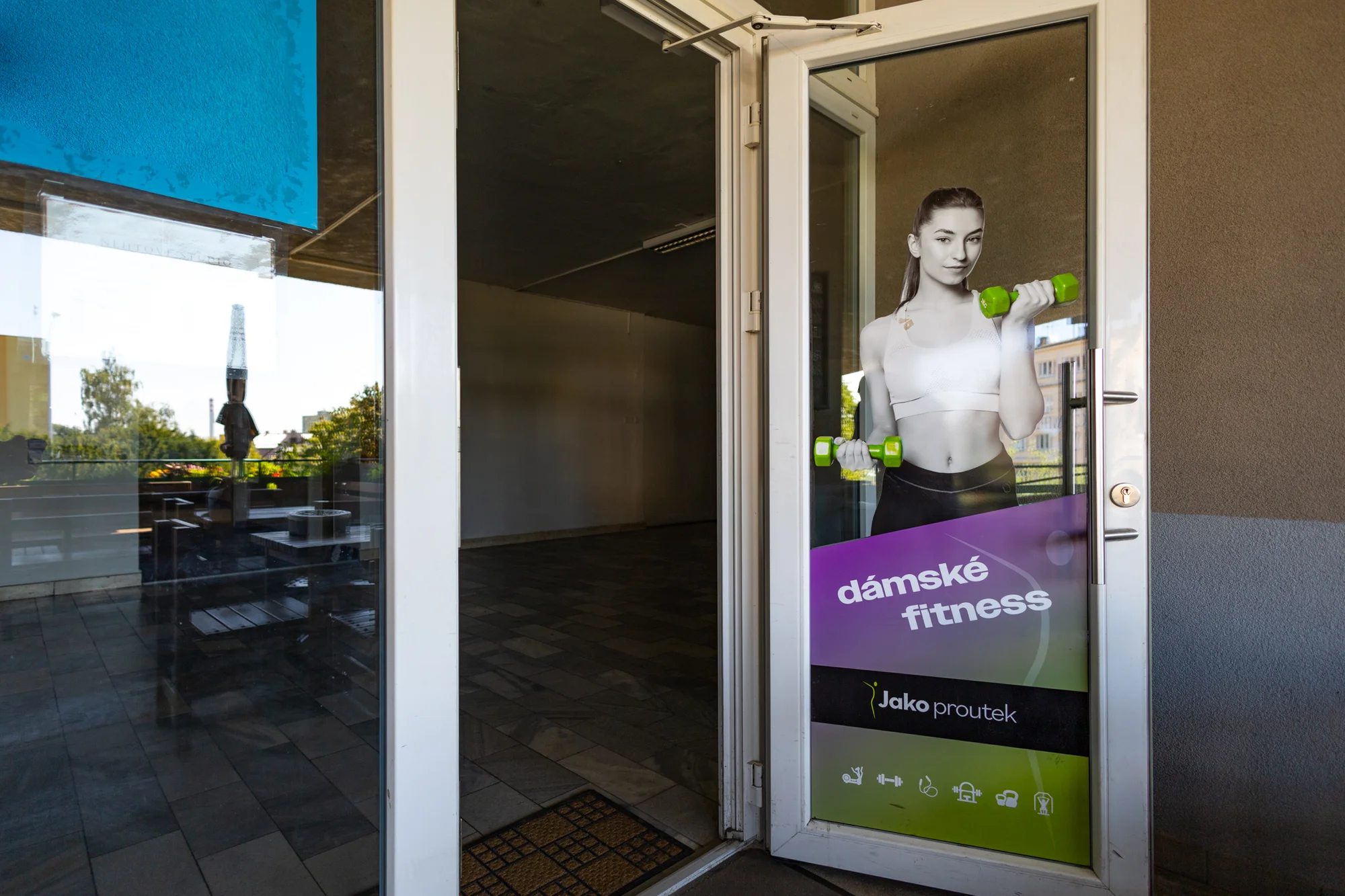 Dámské fitness Jako proutek: vstupy, permanentka i skupinová lekce