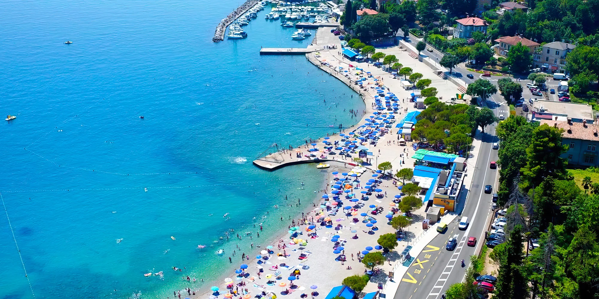 Luxusní dovolená v Chorvatsku: 4* hotel na promenádě Opatija, polopenze, infinity bazén