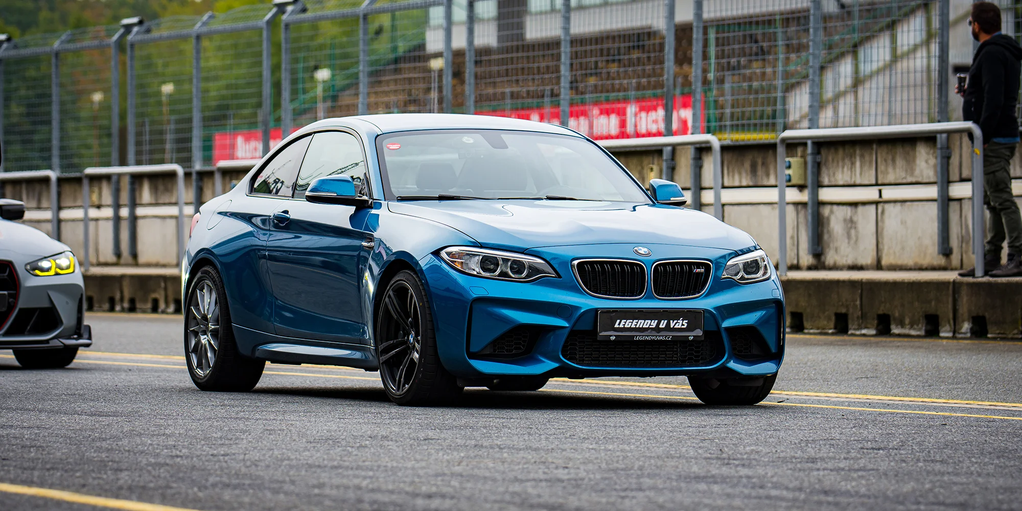 20–40 min. parádní jízdy v BMW M2 F87 na okresní silnici jako řidič či spolujezdec