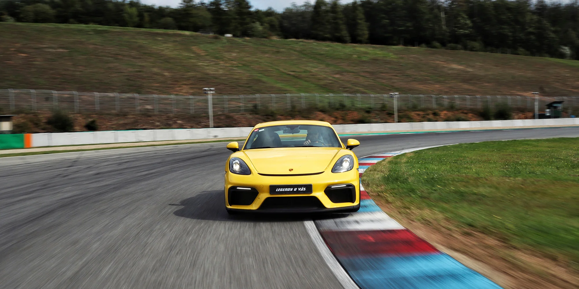 Jízda v Porsche 718 GT4 na okreskách: až 40 min. jako řidič či spolujezdec