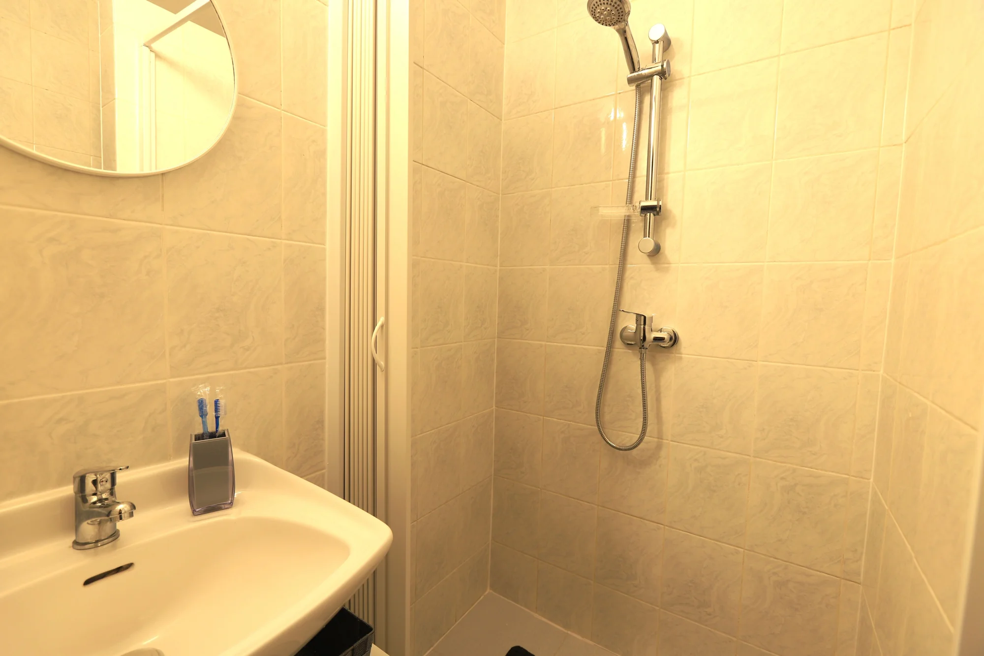 Romantika na jižní Moravě: moderní pokoje s vlastní vířivkou, bazén a sauna