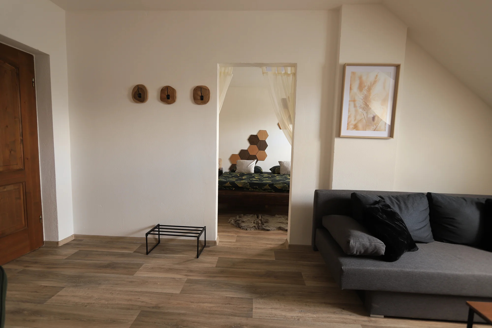 Romantika na jižní Moravě: moderní pokoje s vlastní vířivkou, bazén a sauna
