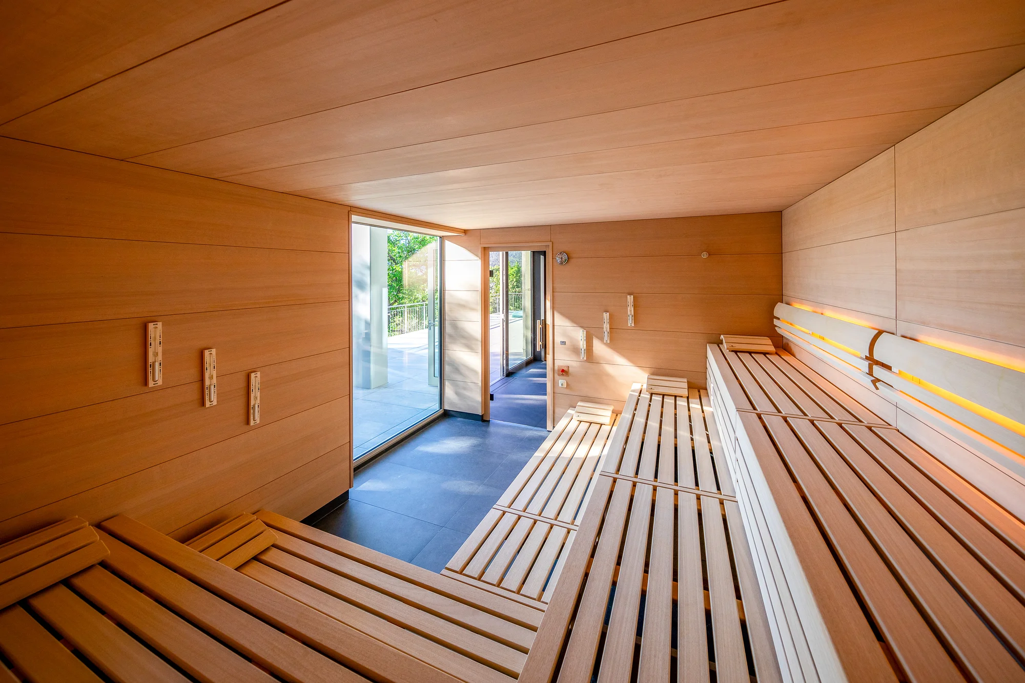 Wellness pobyt s all inclusive v Durynsku v městě Jena: bazén, několik saun, výlety
