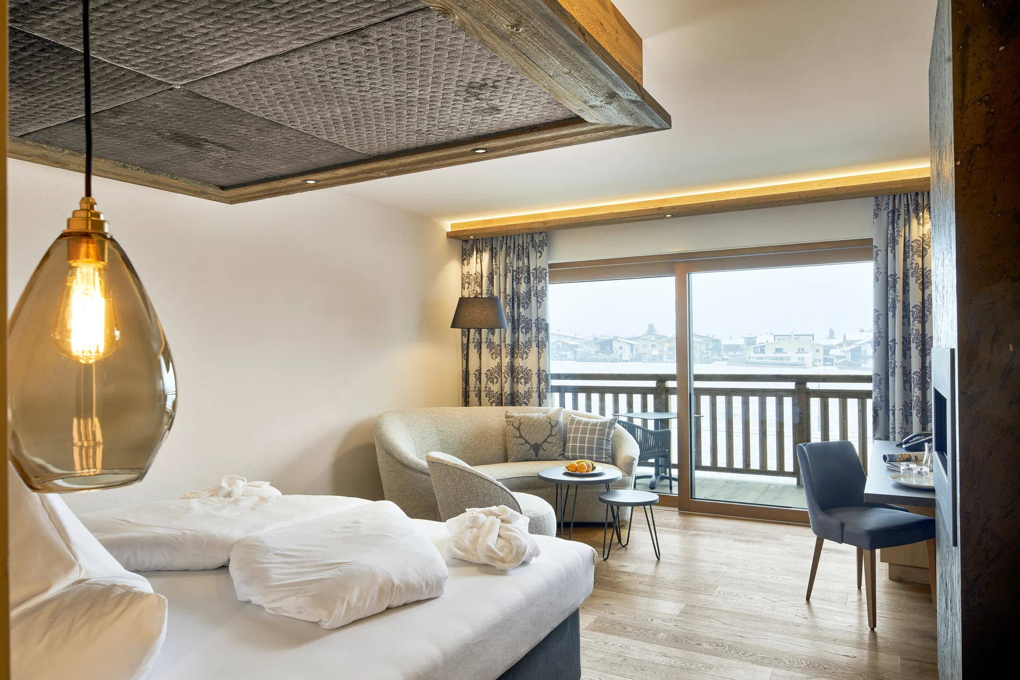 Krásný hotel v Tyrolsku: polopenze plus, neomezený wellness s infinit bazénem a výlety i golf