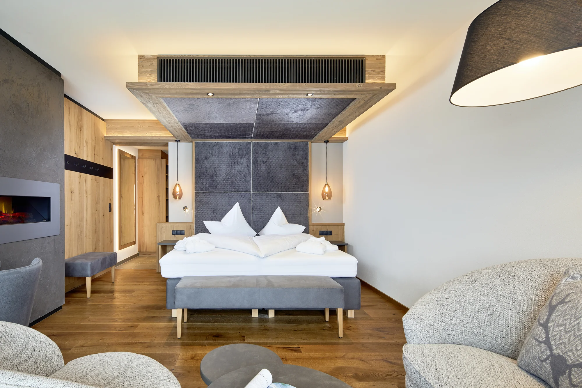 Krásný hotel v Tyrolsku: polopenze plus, neomezený wellness s infinit bazénem a výlety i golf