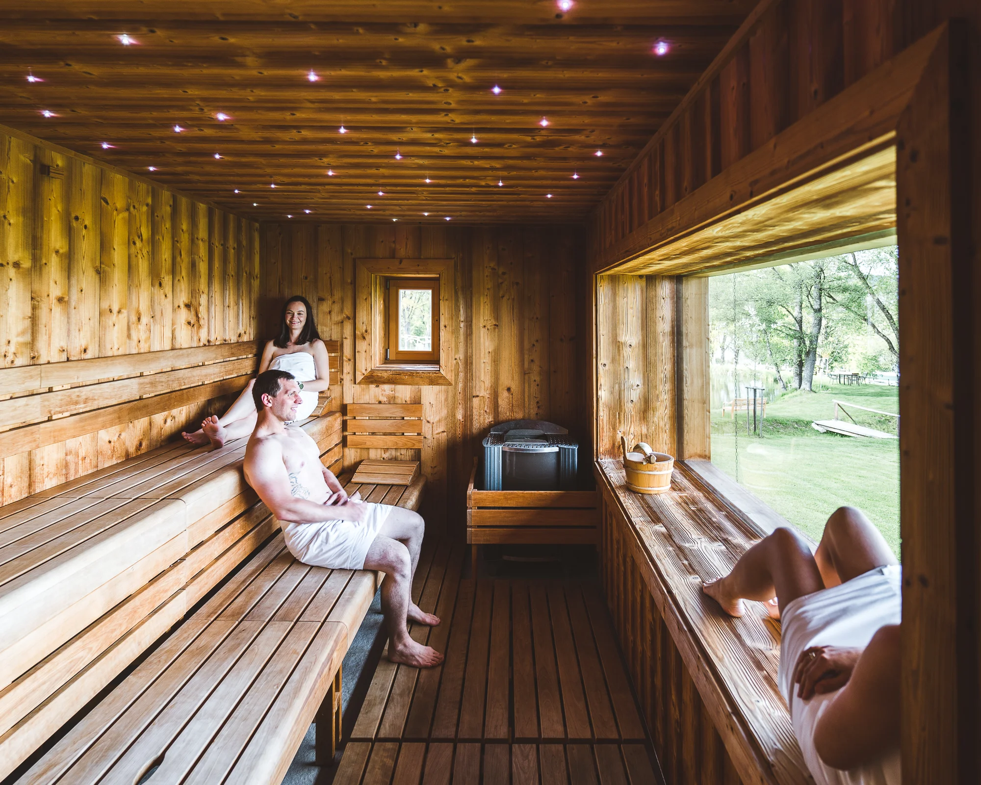 120 min. relaxu v privátní panoramatické finské sauně až pro 6 osob