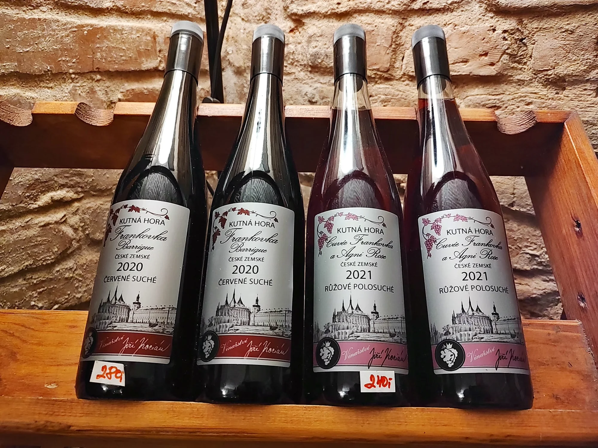 Řízená degustace vín ve Vinařství Kocián: objevte jedinečné chutě Kutné Hory