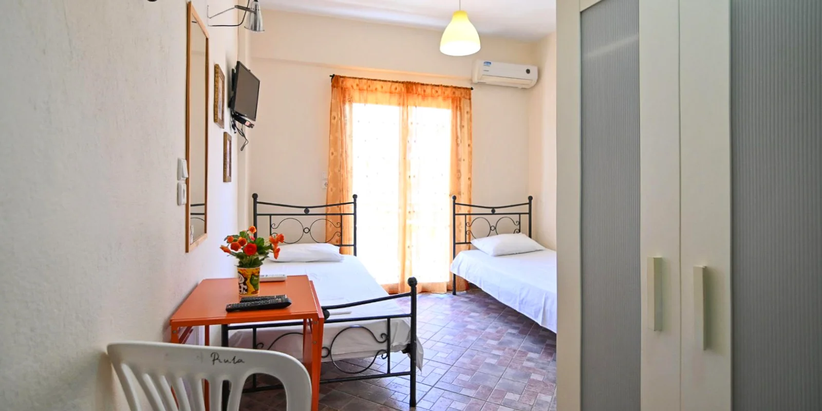 10 nebo 11 nocí v apartmánu na řeckém Chalkidiki, letecky z Brna, bez stravy