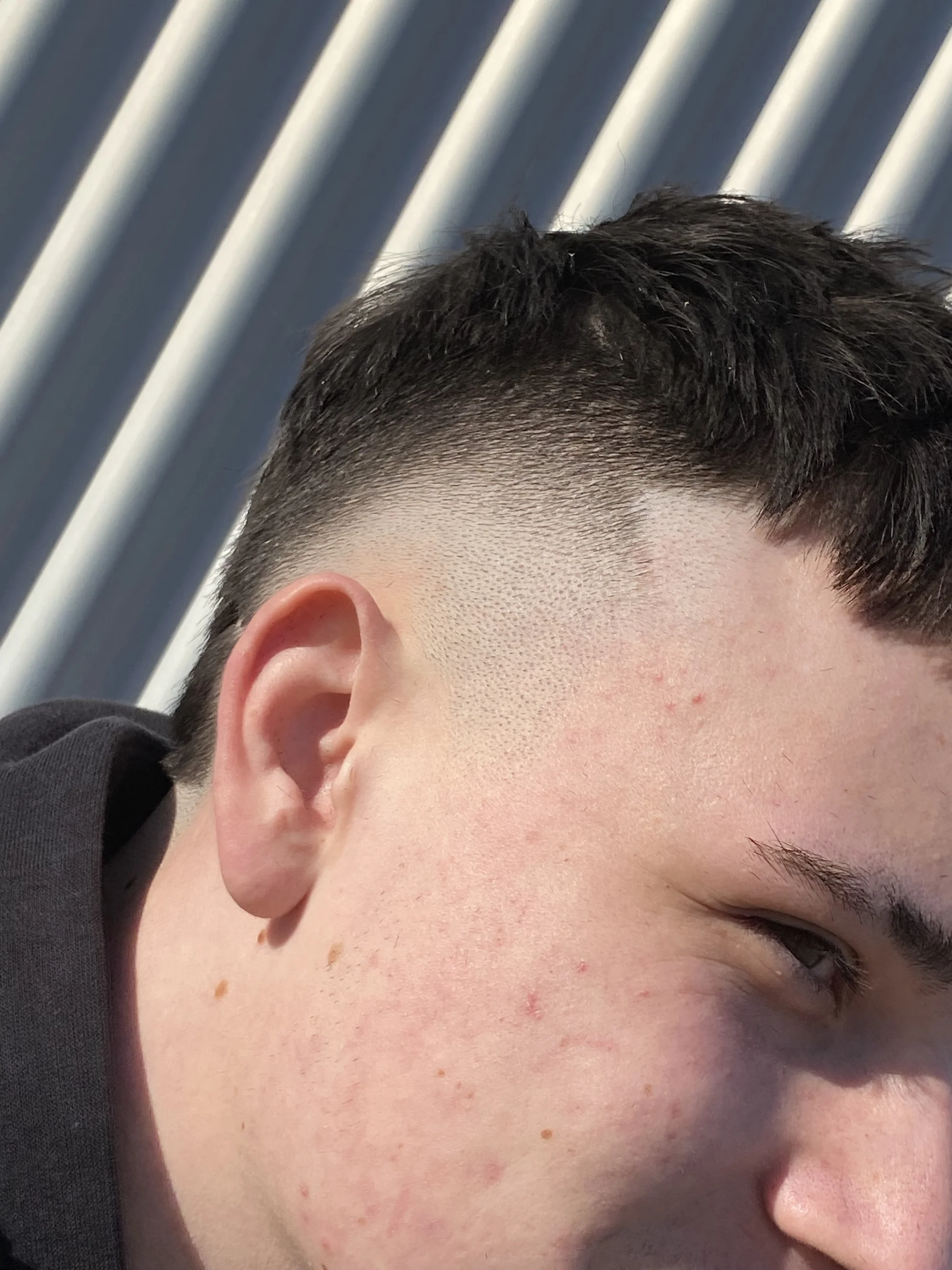 Barber Hustopeče: střih pro chlapce i nový účes vč. vousů pro pány