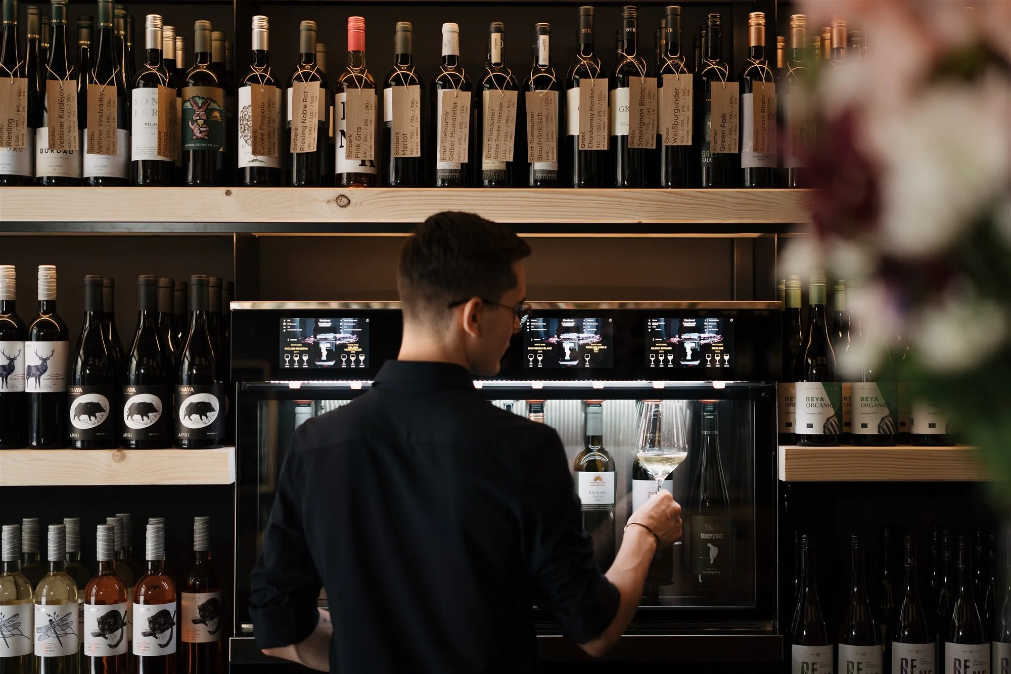 Tapas i degustace vín nebo nabitá karta do winebaru na Vinohradech pro 2 osoby