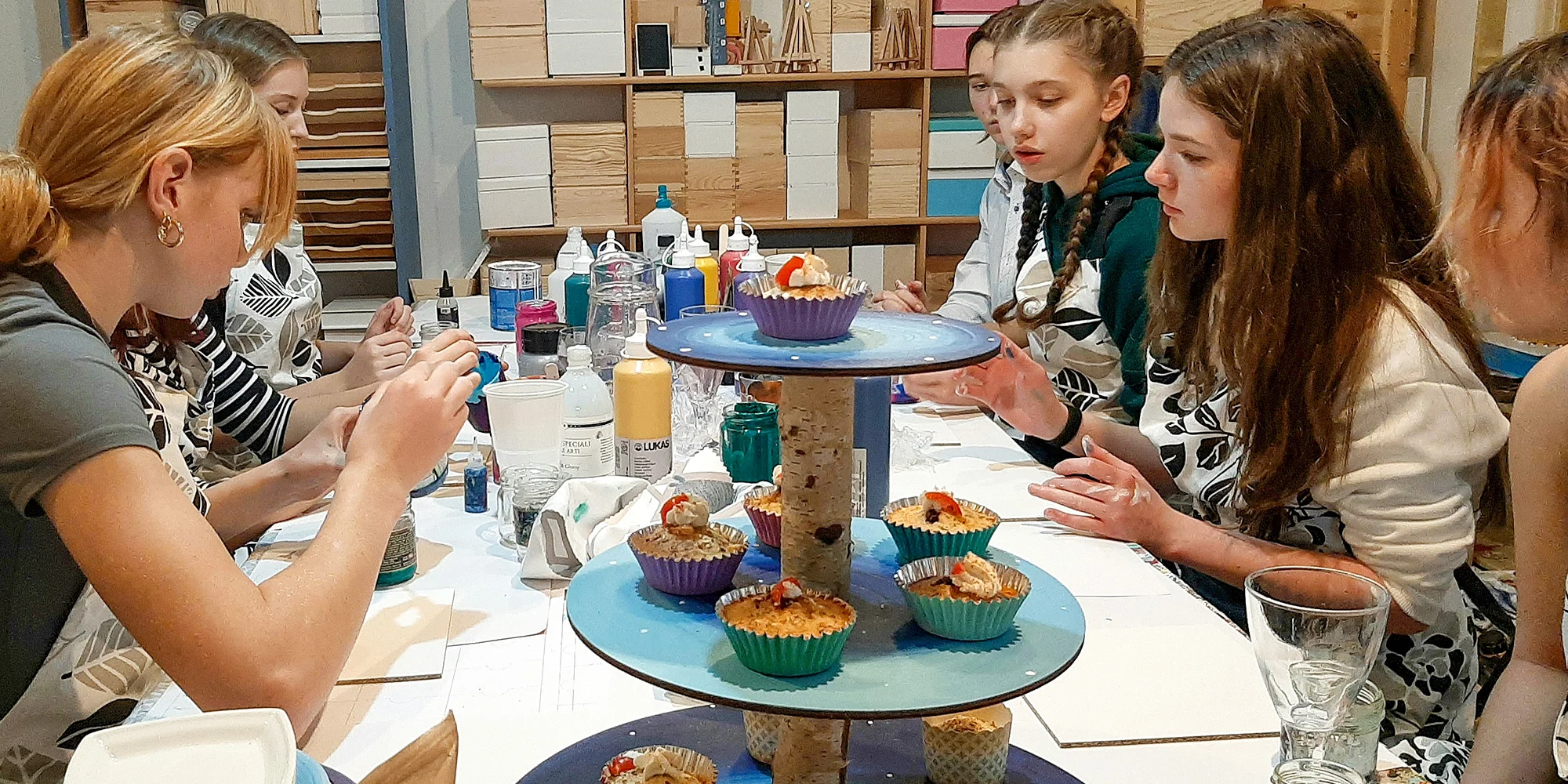 Malování akrylem pro začátečníky i pokročilé: kreativní workskop pro 1 i 2 osoby