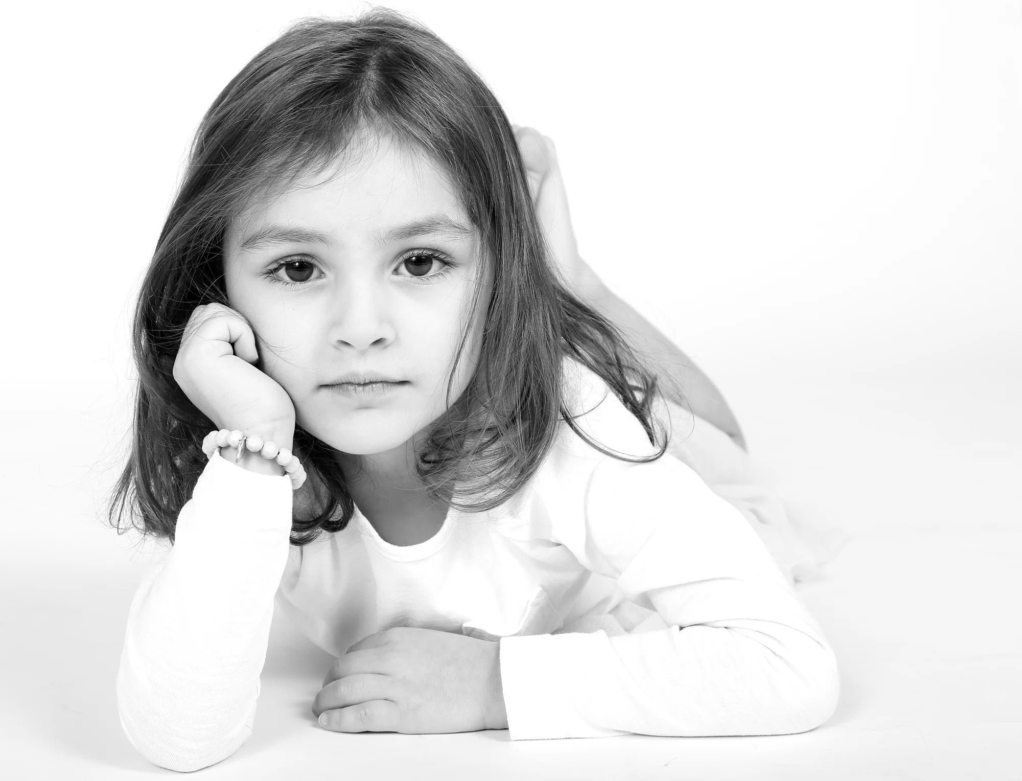 Profesionální focení v ateliéru s italským fotografem v délce 30, 60 či 90 minut i se službami vizážistky