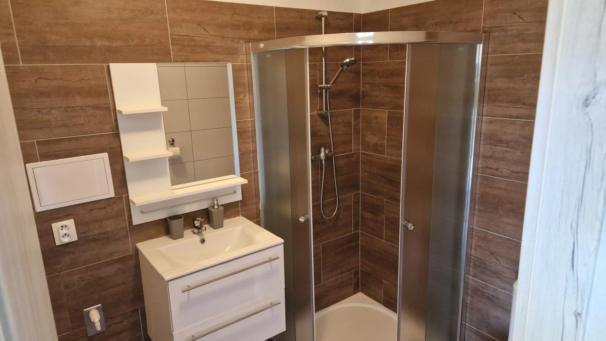 Pobyt v podhůří Jeseníků: apartmány pro 4 osoby se snídaní, privátní wellness