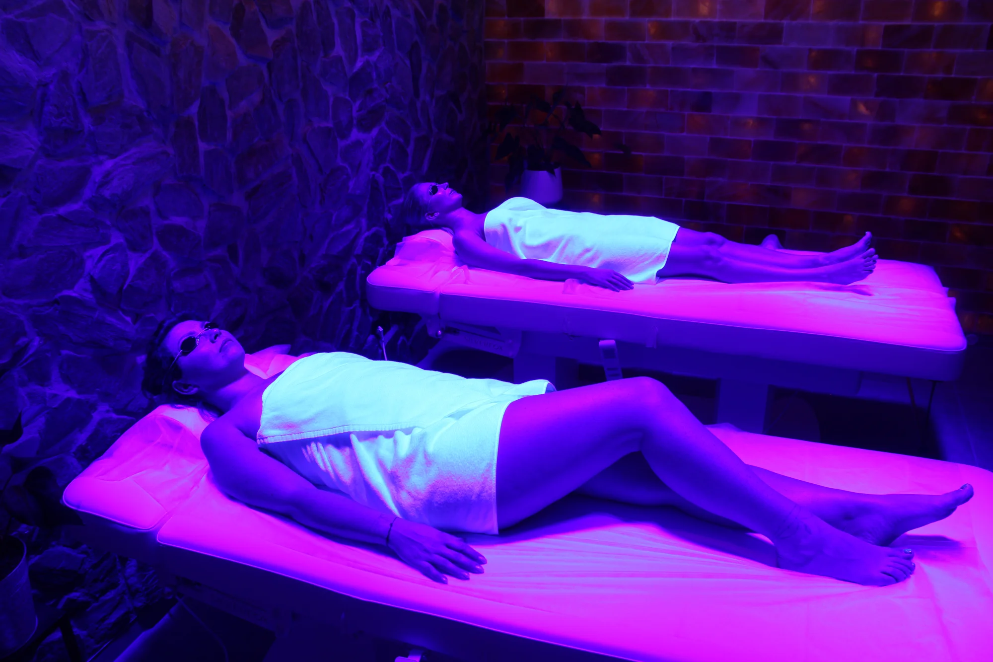 Stylová chatka v polských Beskydech až pro 7 osob: možnost jídla a neomezený wellness