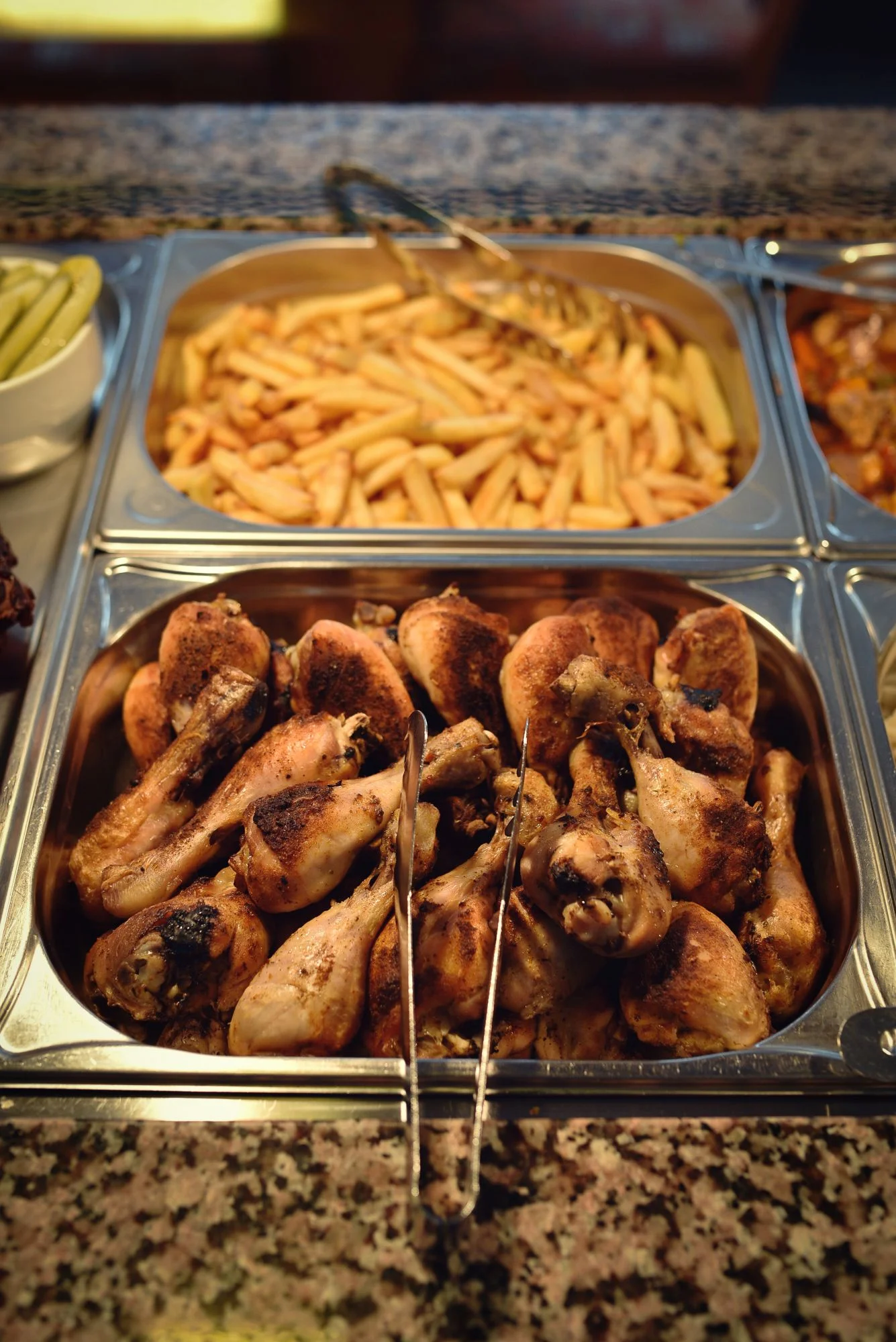 2hod. plavba po Vltavě s rautem all you can eat pro děti i dospělé