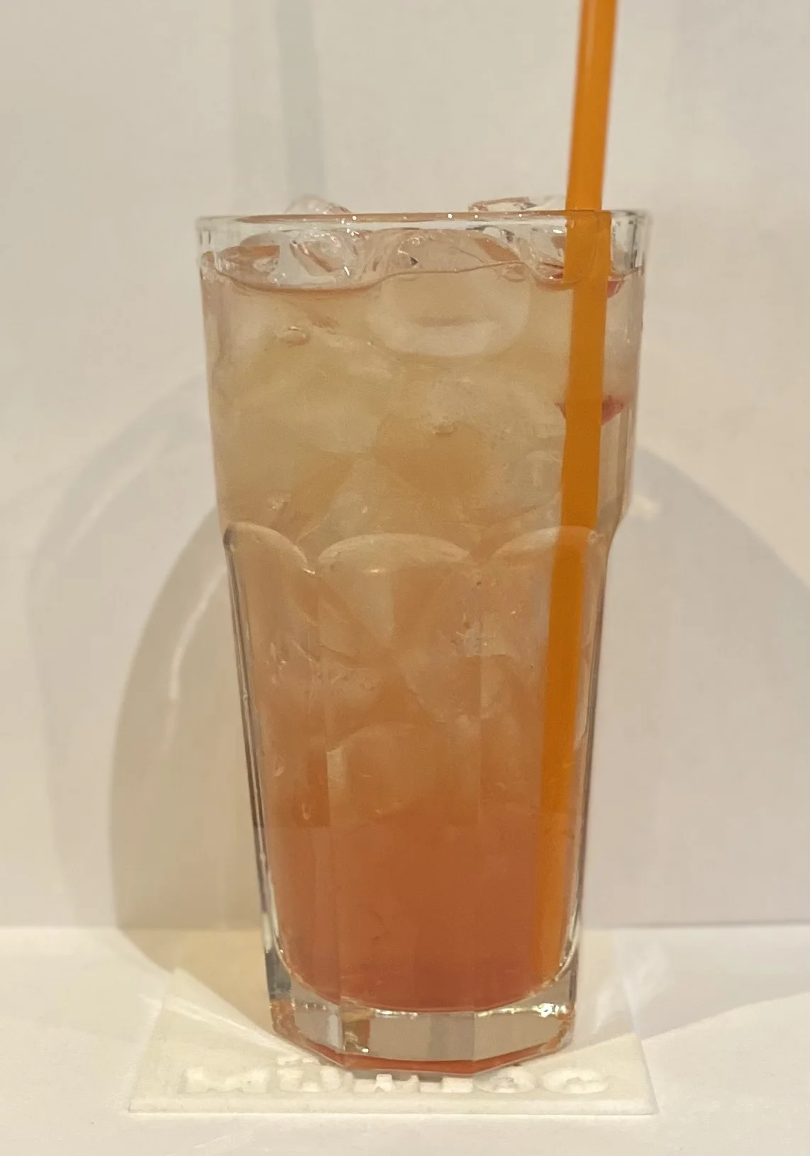 1 hodina neomezené konzumace drinků pro 1 nebo 2 osoby: výběr z 24 drinků