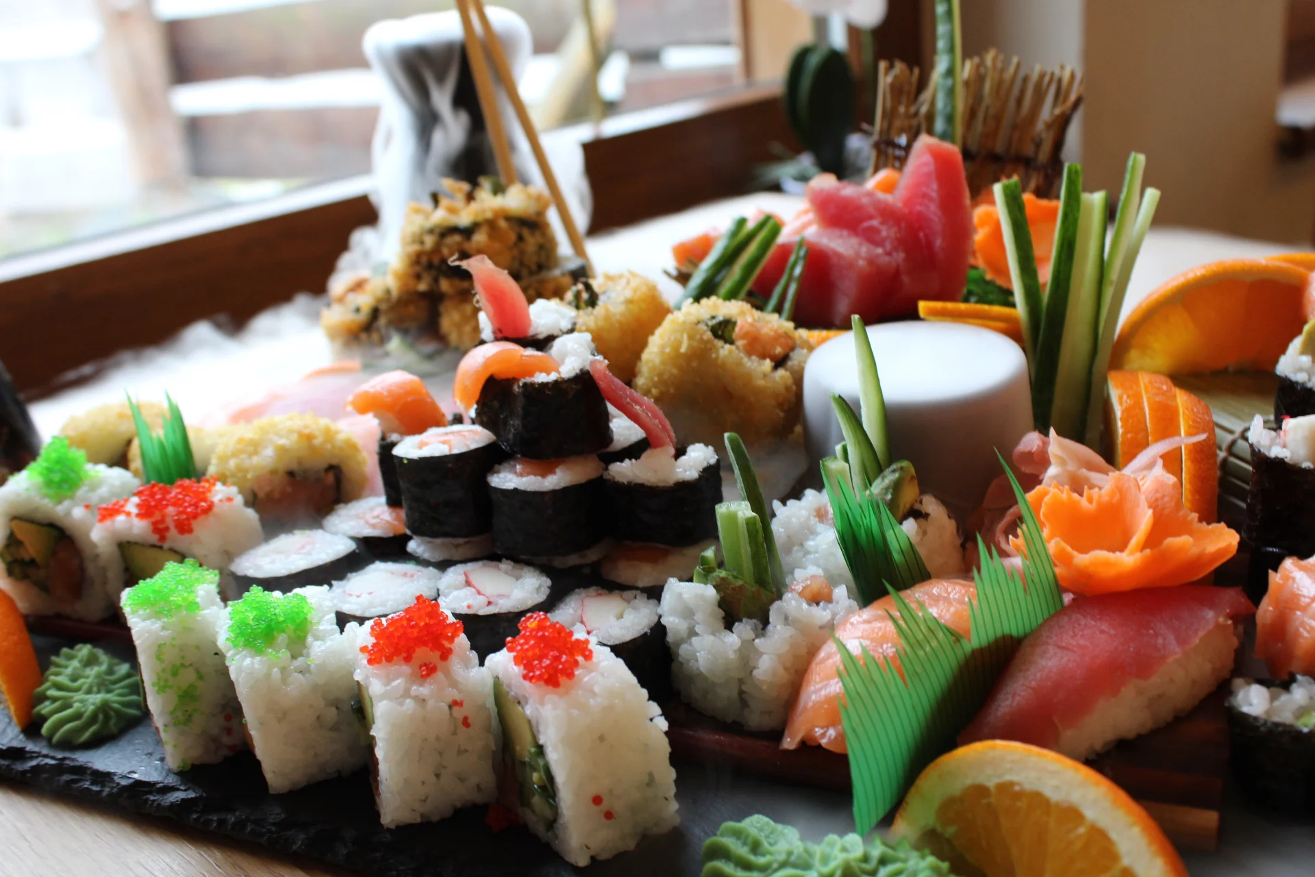 Otevřené vouchery do nové asijské restaurace a sushi baru v Pardubicích: 300-1000 Kč
